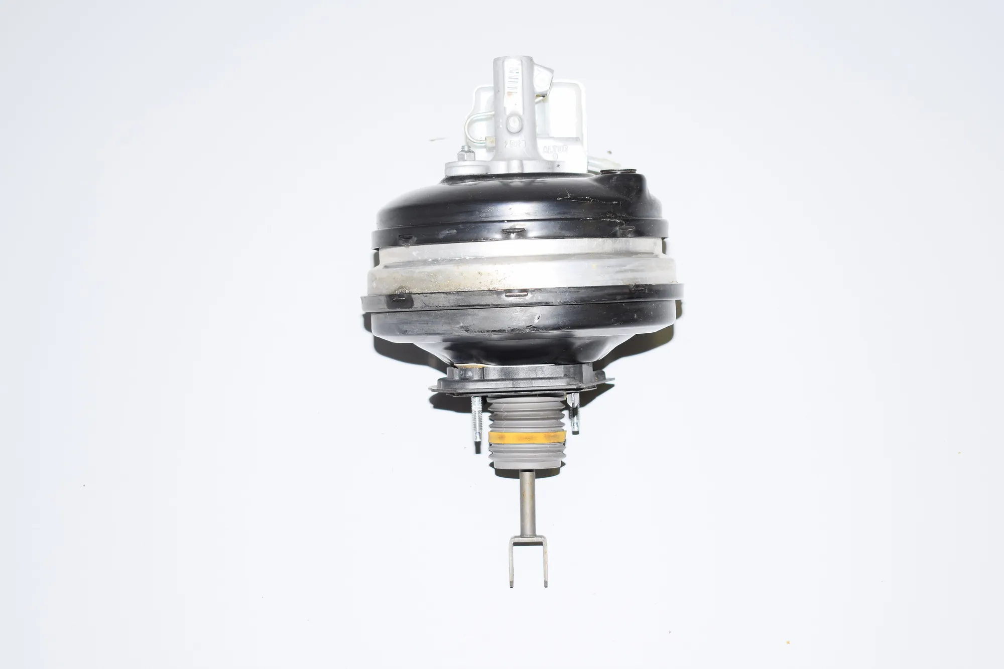 Brake Servo Booster – OEM 6796726 · BMW 5 (F10) 520 d 2011 – 2