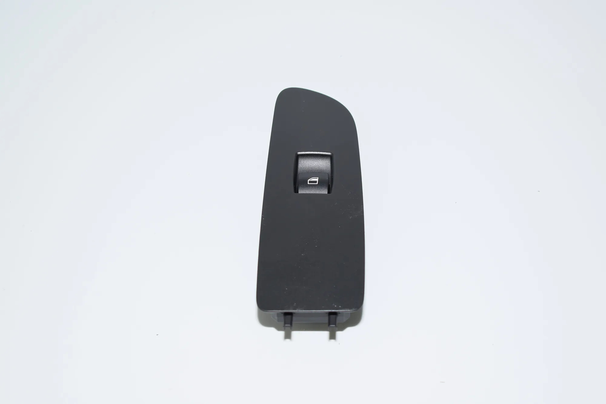 Front Left Door Window Switch – OEM 9163001 · BMW 1 (E81) 123 d 2009 – 2