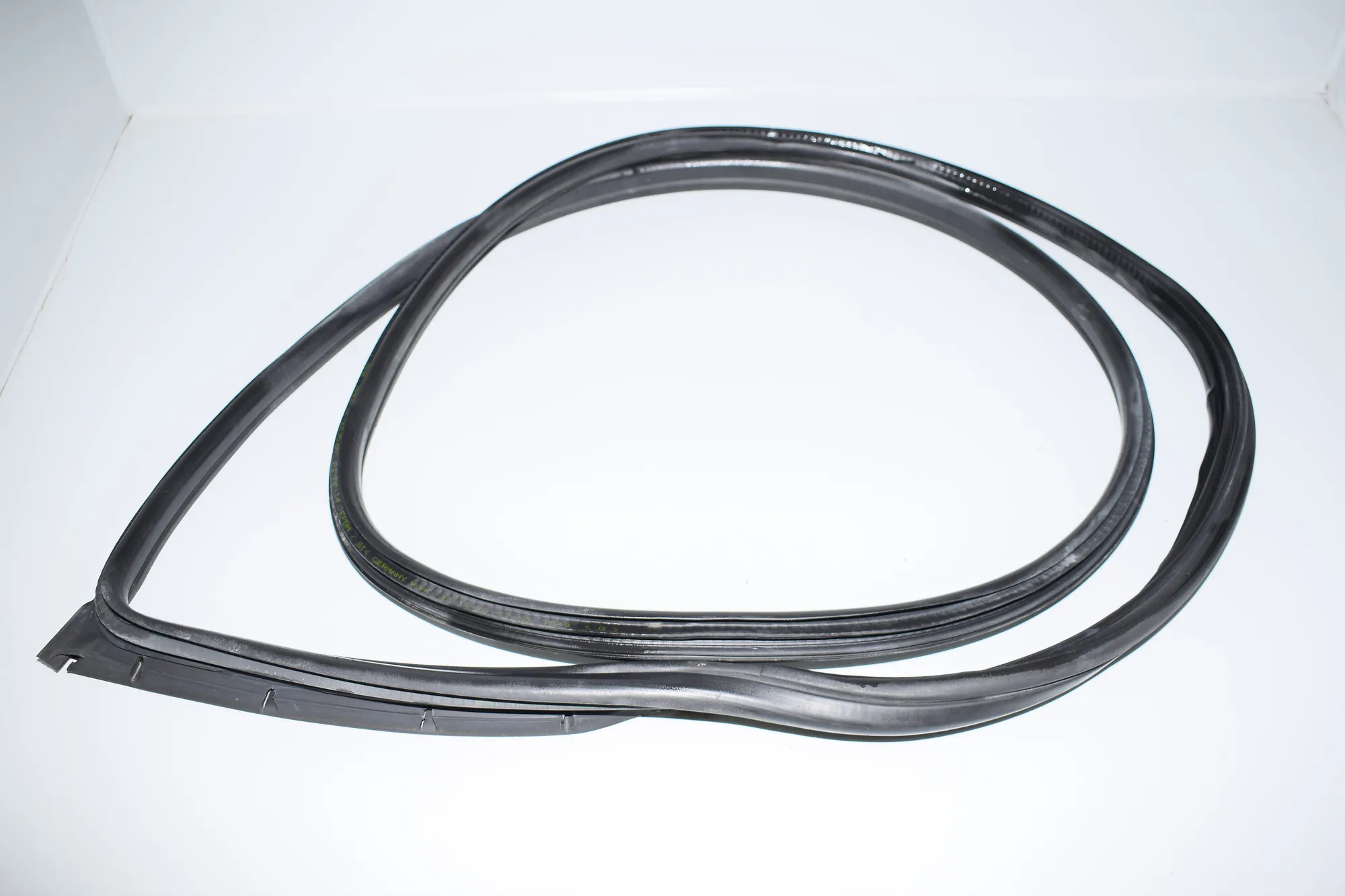 Front Left Door Seal Rubber · BMW 1 (E81) 123 d 2009