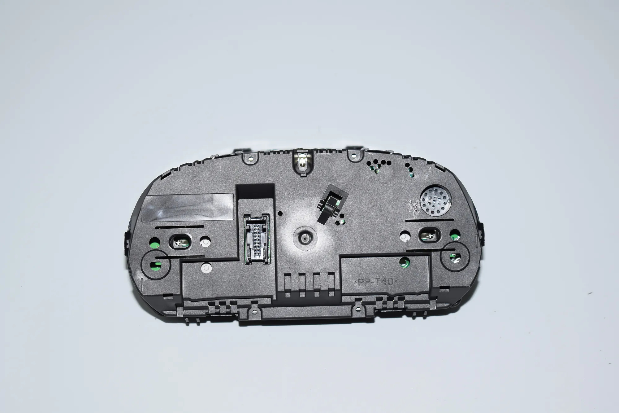 Instrument Cluster Speedometer – OEM 9187051 · BMW 1 (E81) 123 d 2009 – 4