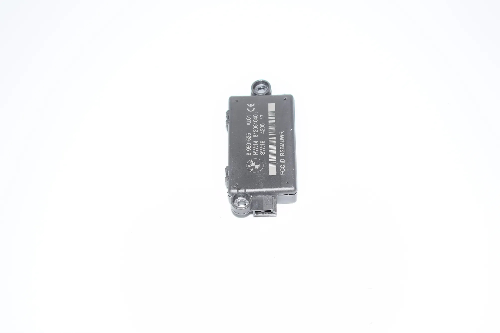 Other Control Units – OEM 6950525 · BMW 6 Cabrio (E64) 650 i 2005 – 3