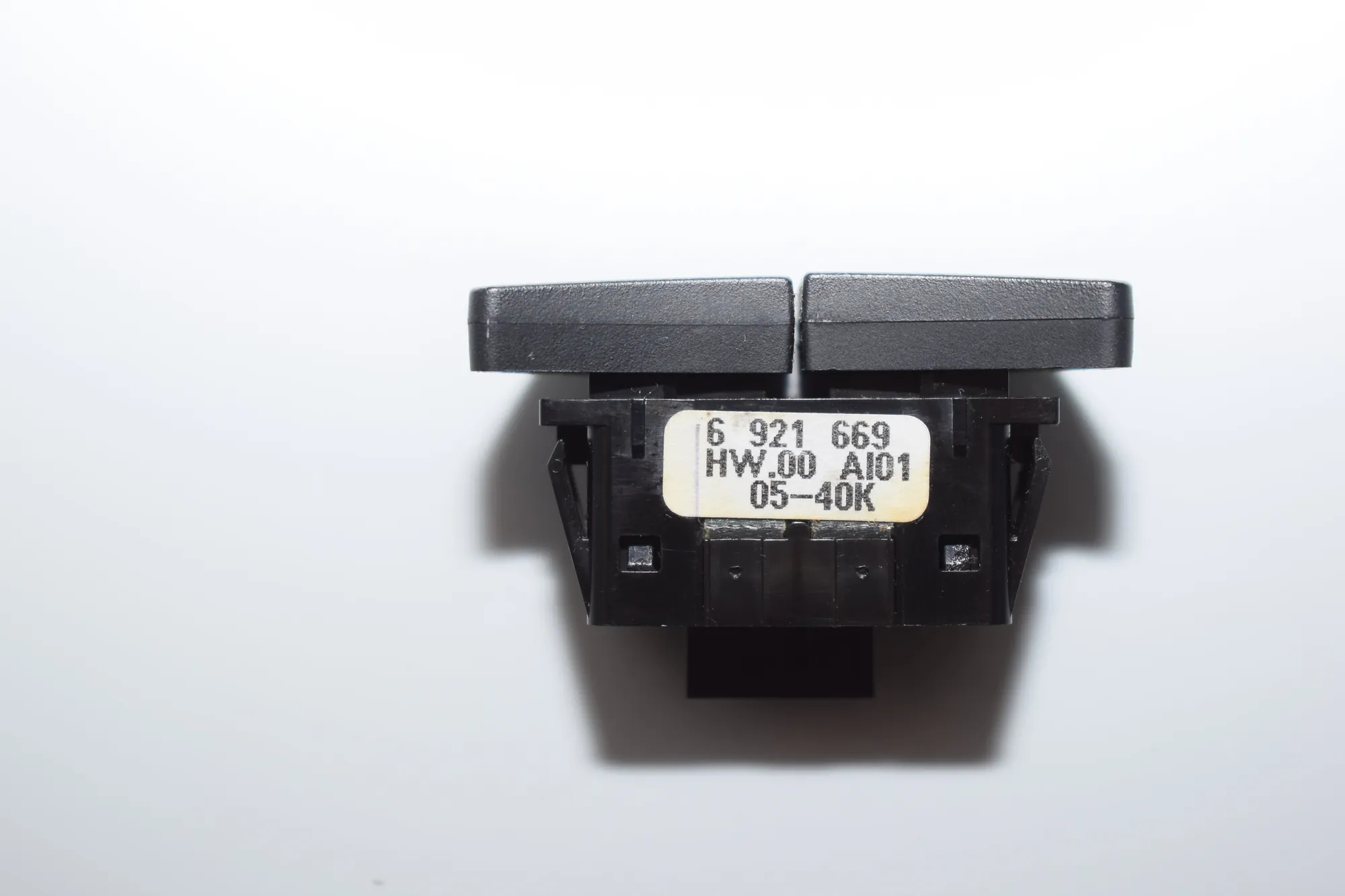 Switches – OEM 6921669 · BMW 6 Cabrio (E64) 650 i 2005 – 5