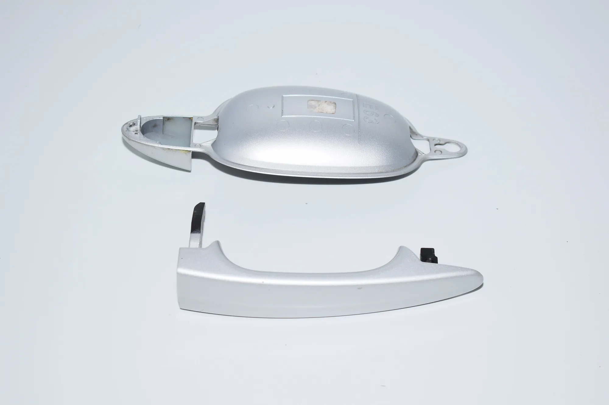Front Left Door Exterior Handle · BMW 6 Cabrio (E64) 650 i 2005 – 3