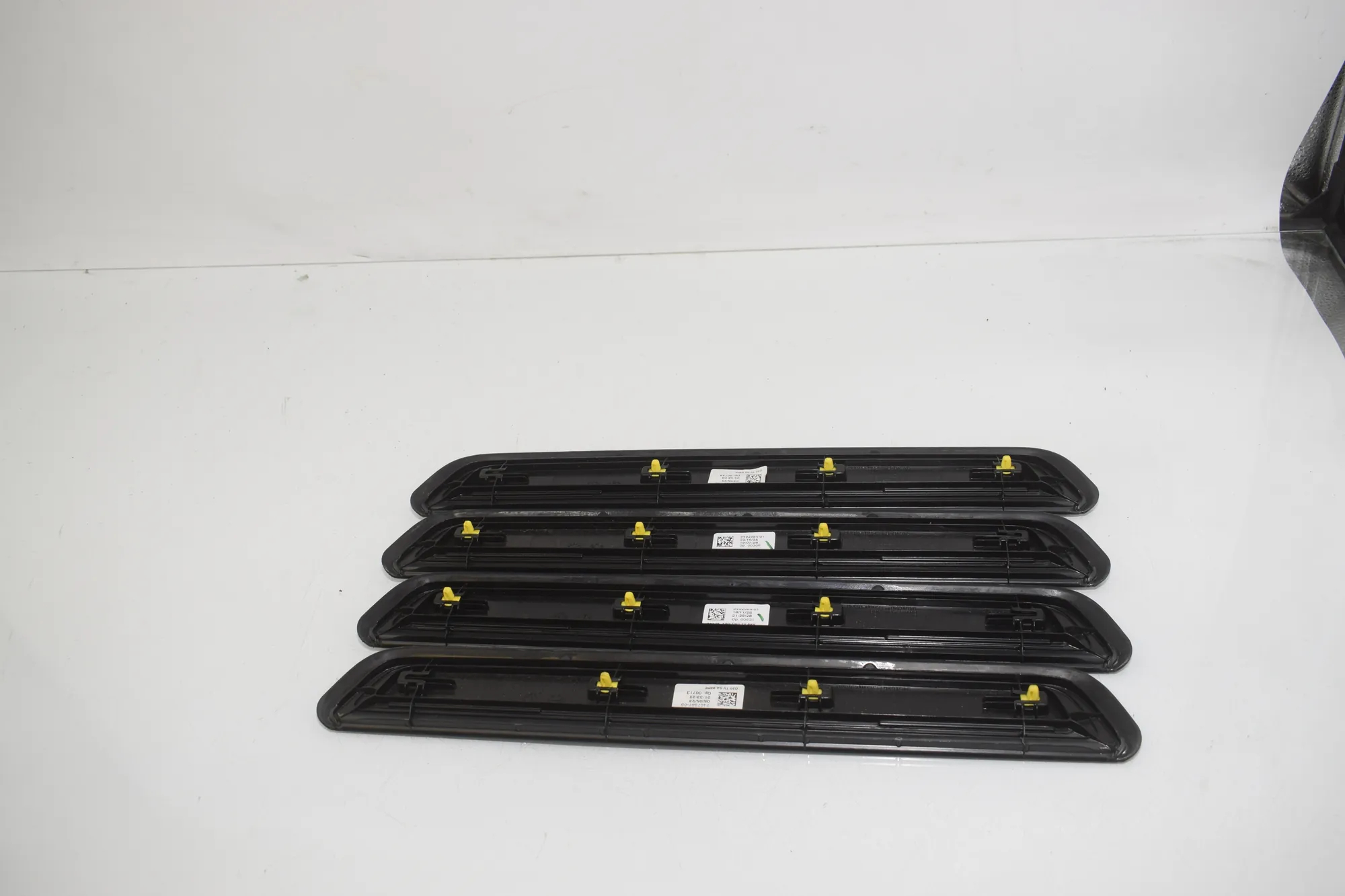 Door Sill Trim Kit – OEM 7407387 · BMW i4 (G26) BMW i4 (G26) eDrive40 2021 – 4