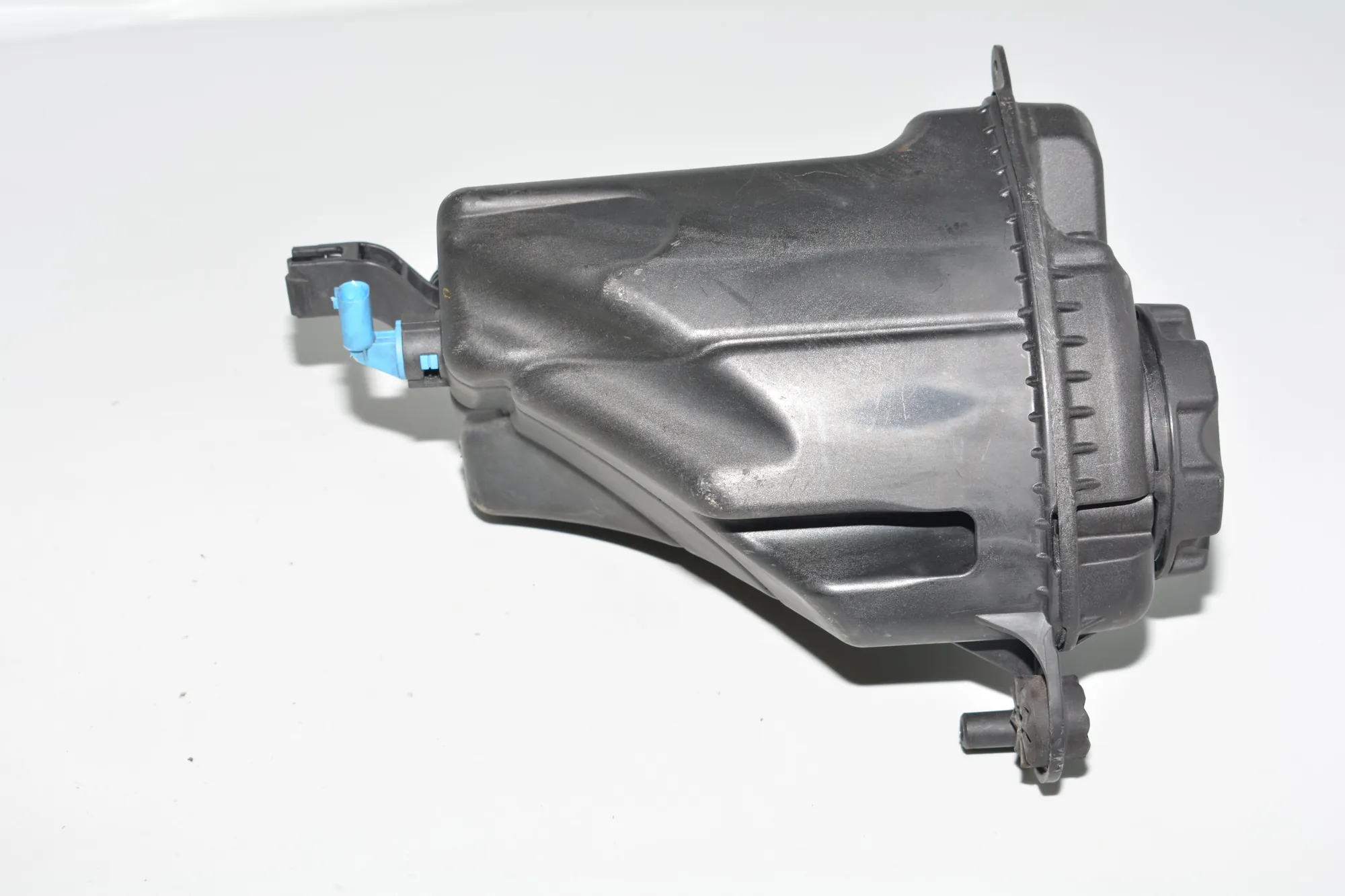 Expansion Tank – OEM 7601949 · BMW 5 (F10) 535 d 2011 – 3