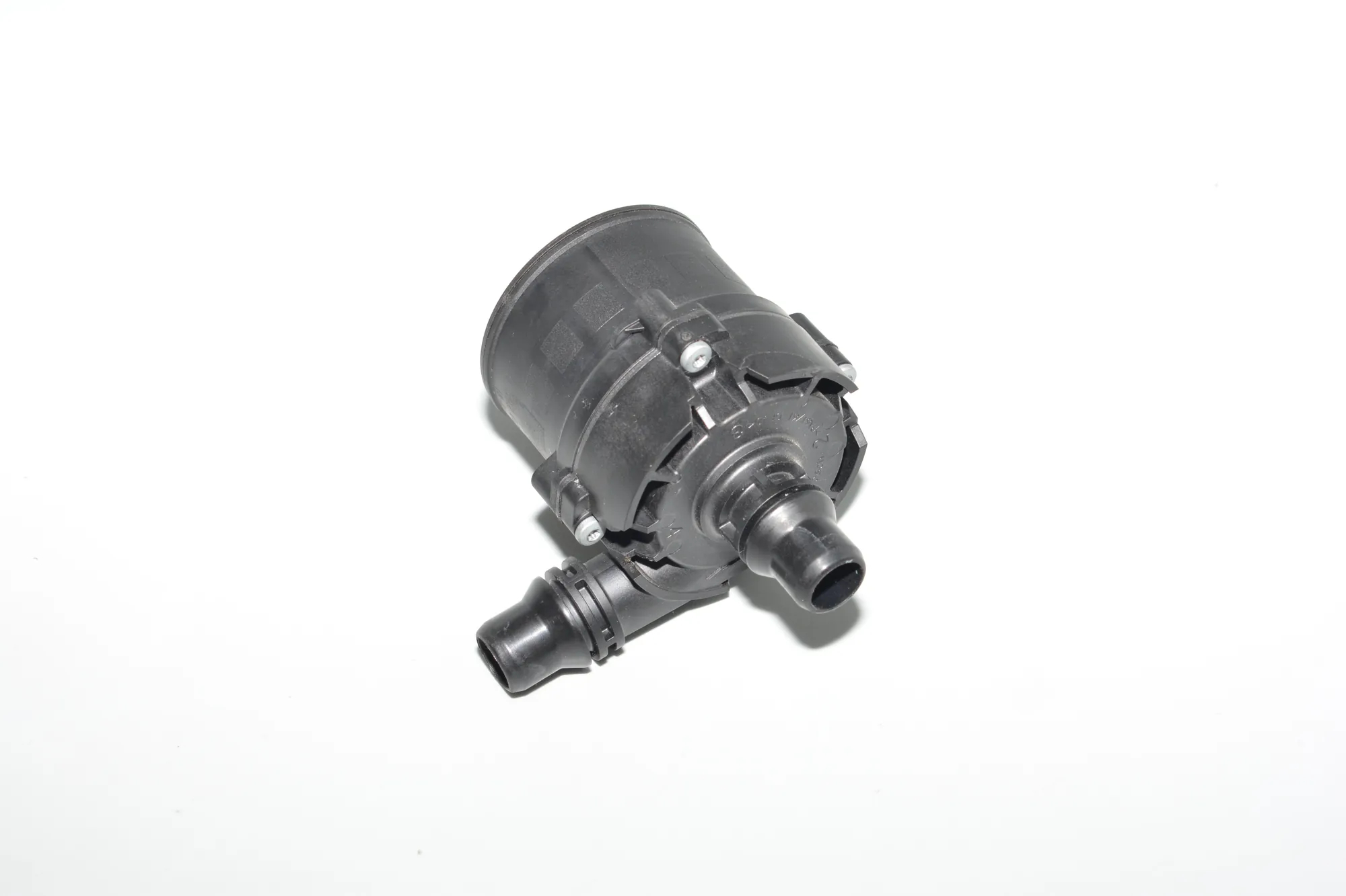 Auxiliary Water Pump – OEM 9147359 · BMW 4 Coupe (F32, F82) BMW 4 Coupe (F32, F82) 420 i 2014
