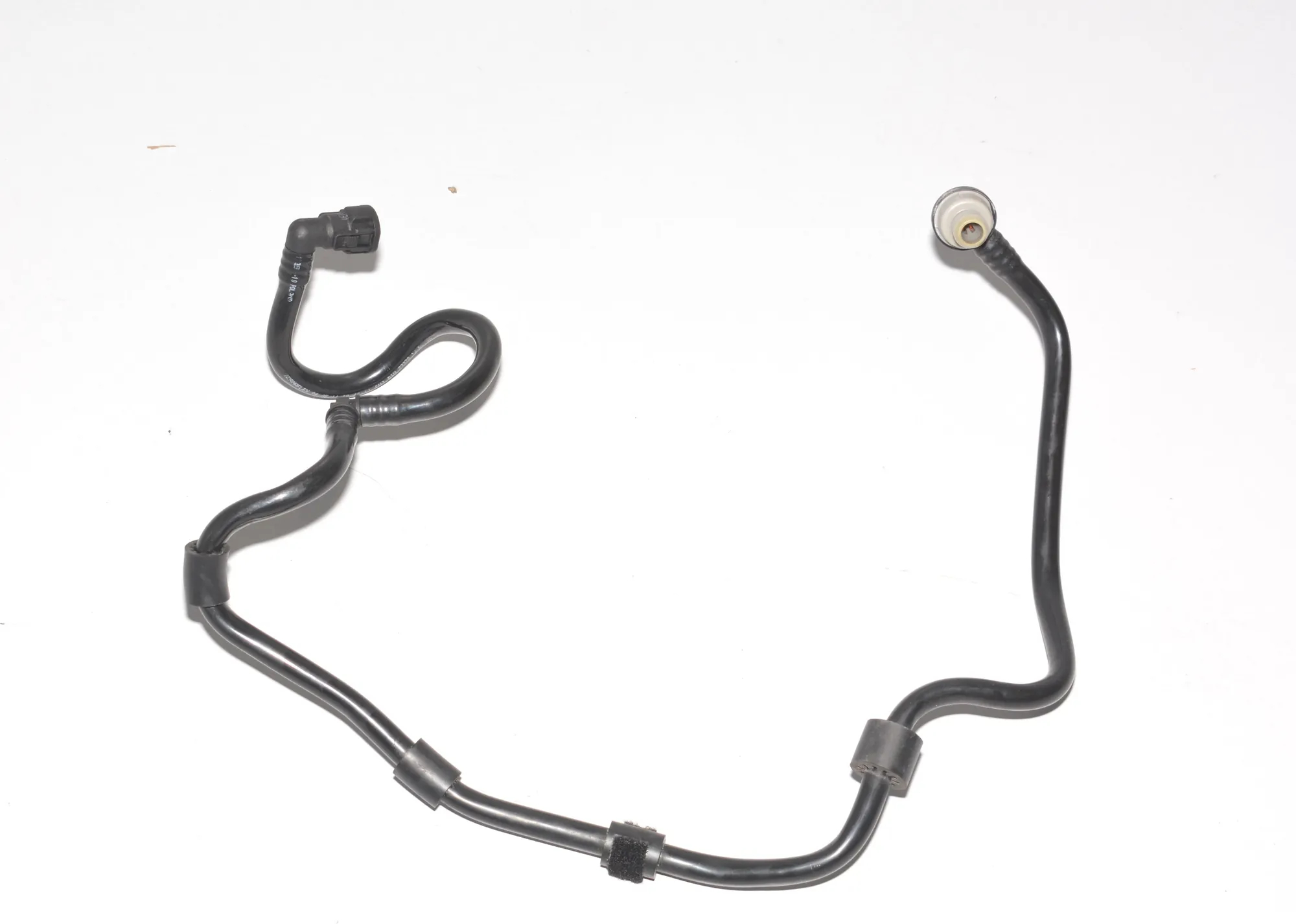 Vacuum Tube – OEM 177650-10 · BMW 5 (F10) 535 d 2011