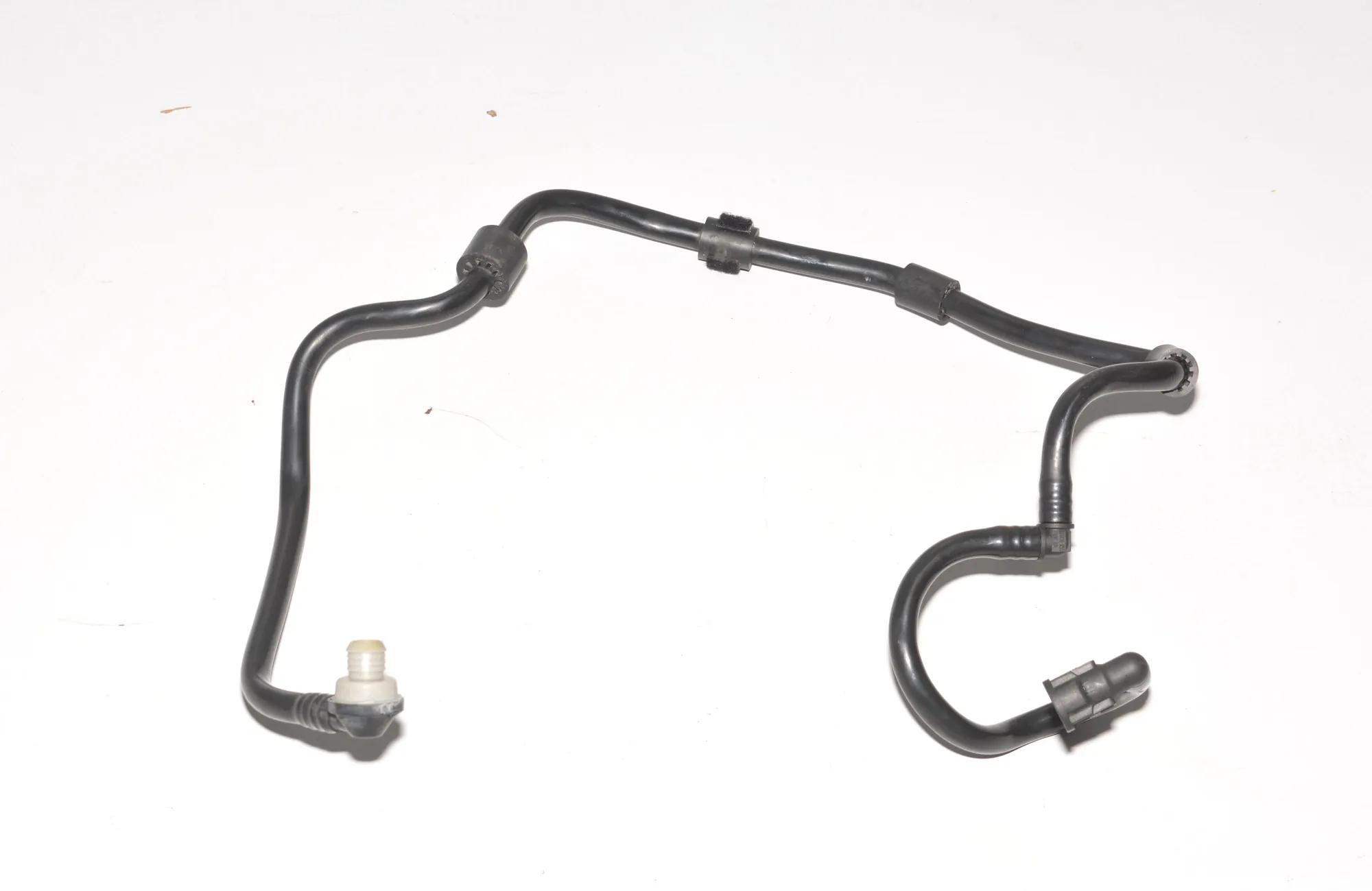Vacuum Tube – OEM 177650-10 · BMW 5 (F10) 535 d 2011 – 2