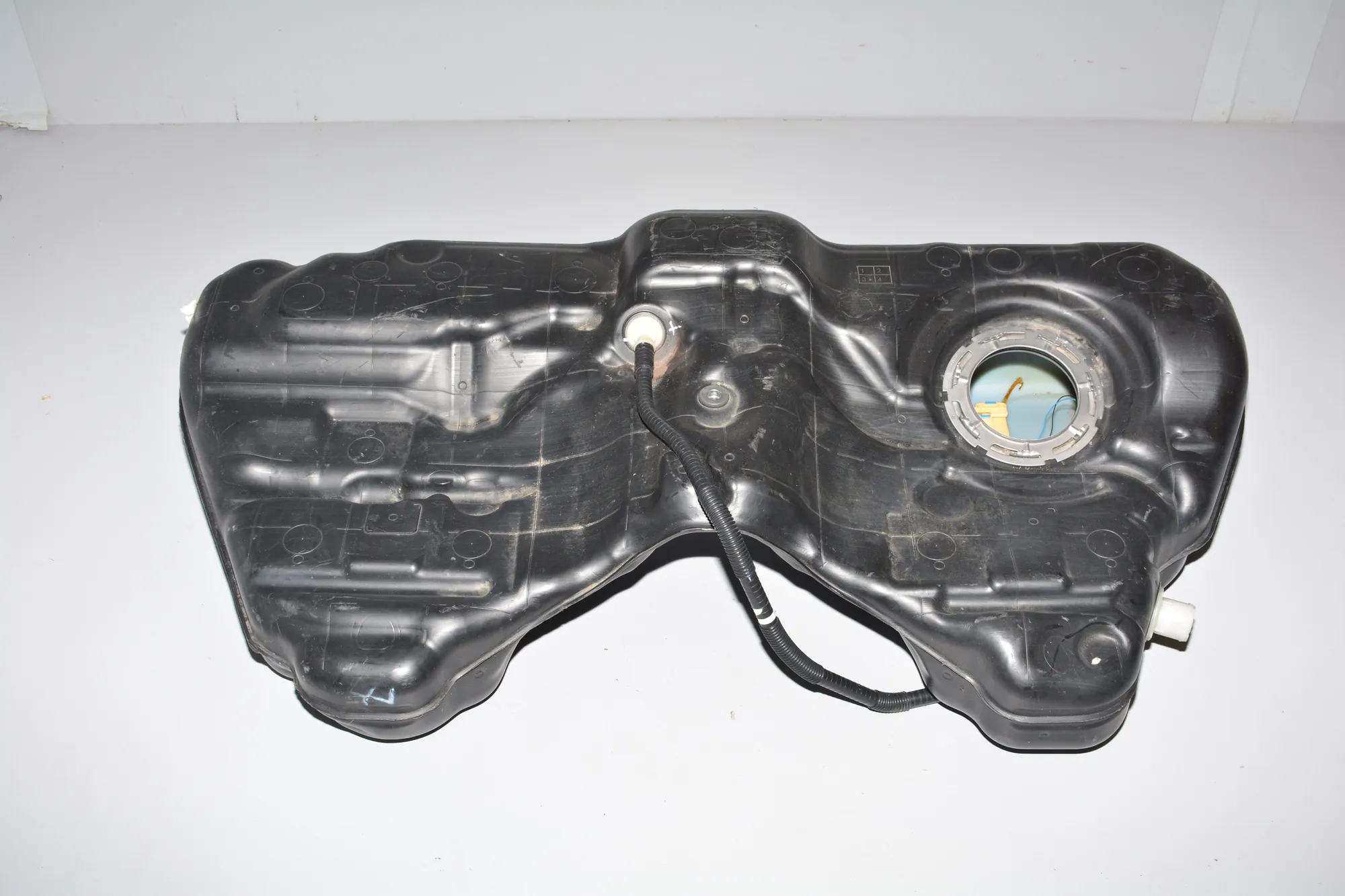 Fuel Tank – OEM 5664671 · BMW 7 (G11, G12) BMW 7 (G11, G12) 2016
