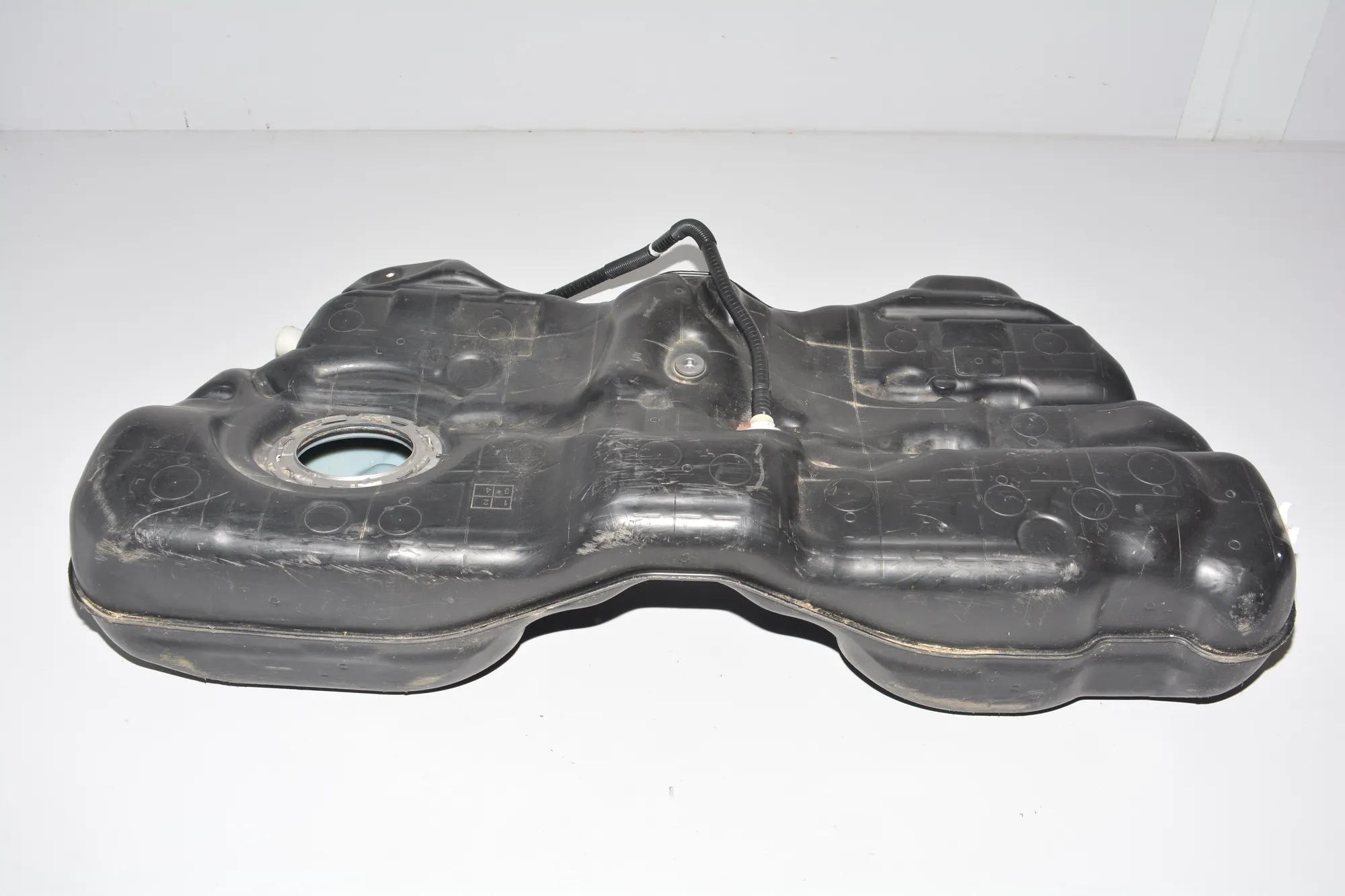 Fuel Tank – OEM 5664671 · BMW 7 (G11, G12) BMW 7 (G11, G12) 2016 – 2