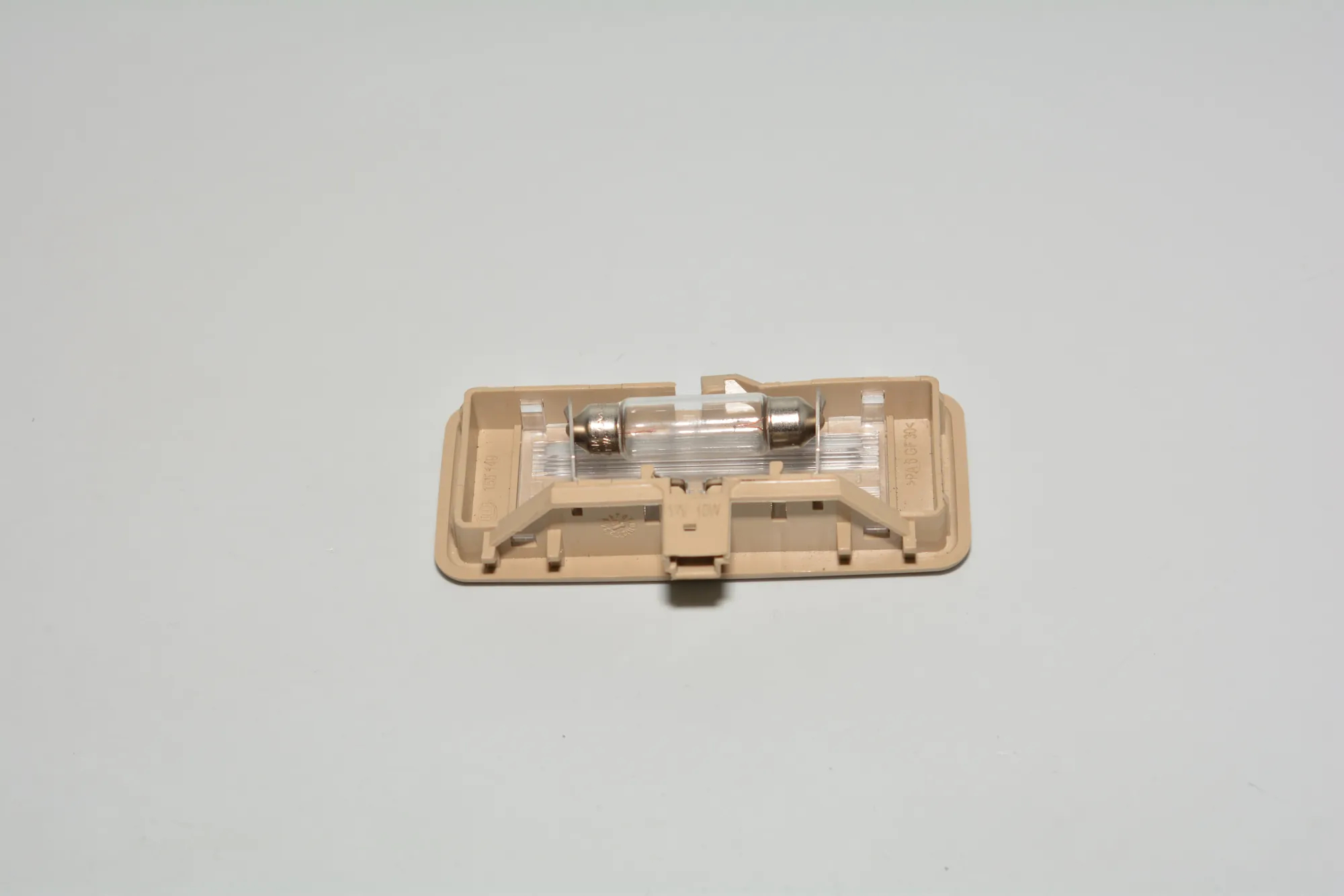 Interior Lighting – OEM 6962014 · BMW 3 (E90) 330 d 2009 – 3