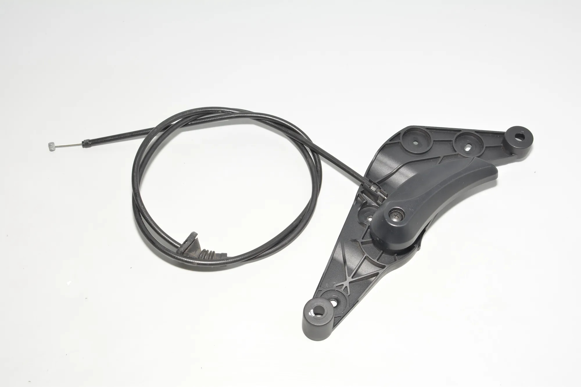 Bonnet Lock Cable – OEM 7255801 · BMW 5 (F10) 535 d 2011 – 2