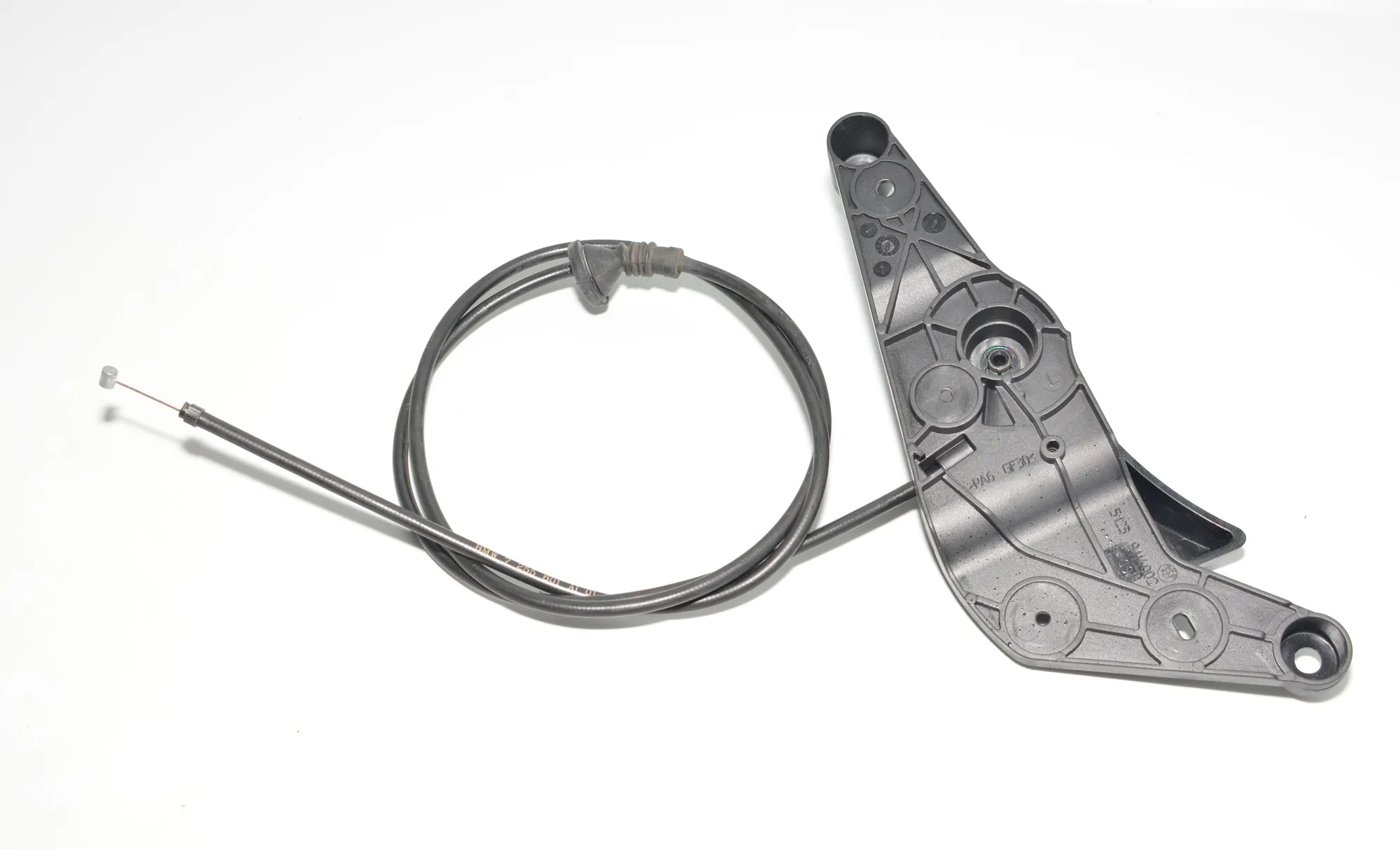 Bonnet Lock Cable – OEM 7255801 · BMW 5 (F10) 535 d 2011 – 4