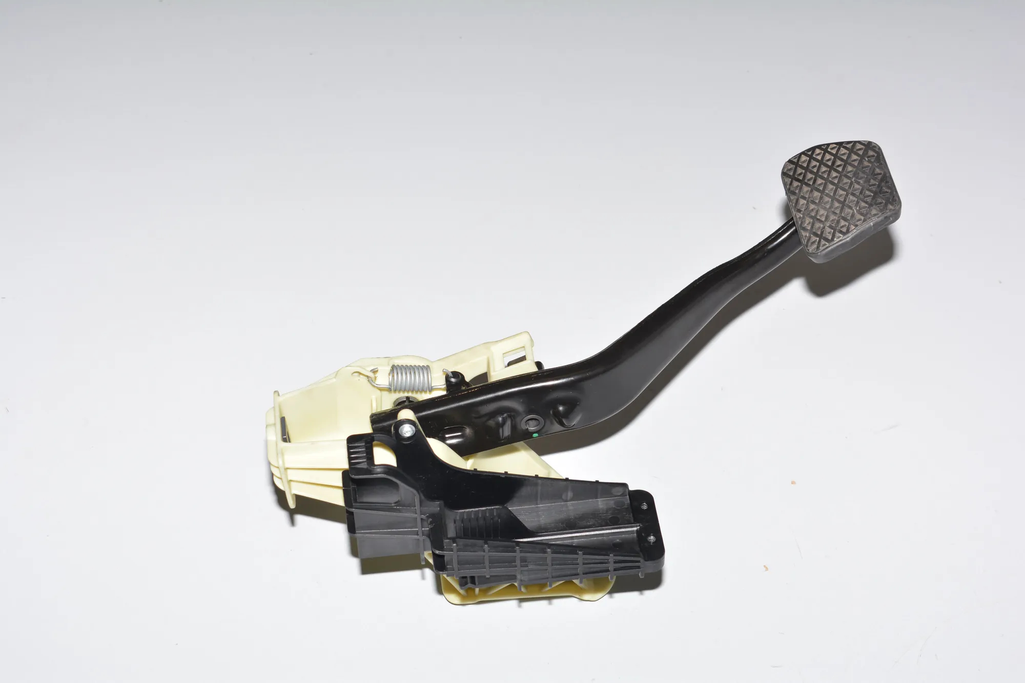 Brake Pedal – OEM 6775368 · BMW 5 (F10) 535 d 2011