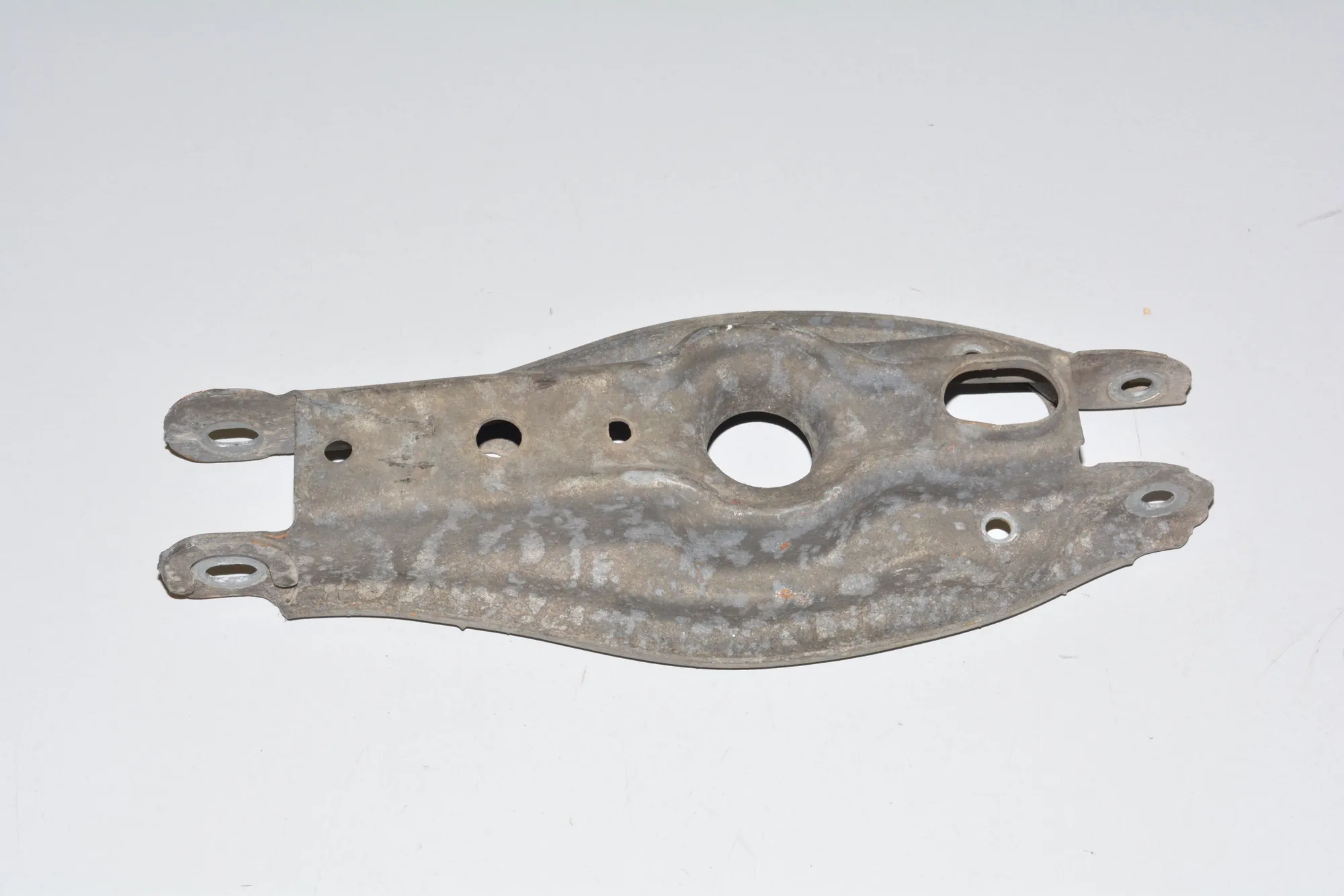Rear Right Lower Control Arm · BMW 1 (E87) 118 d 2010 – 4