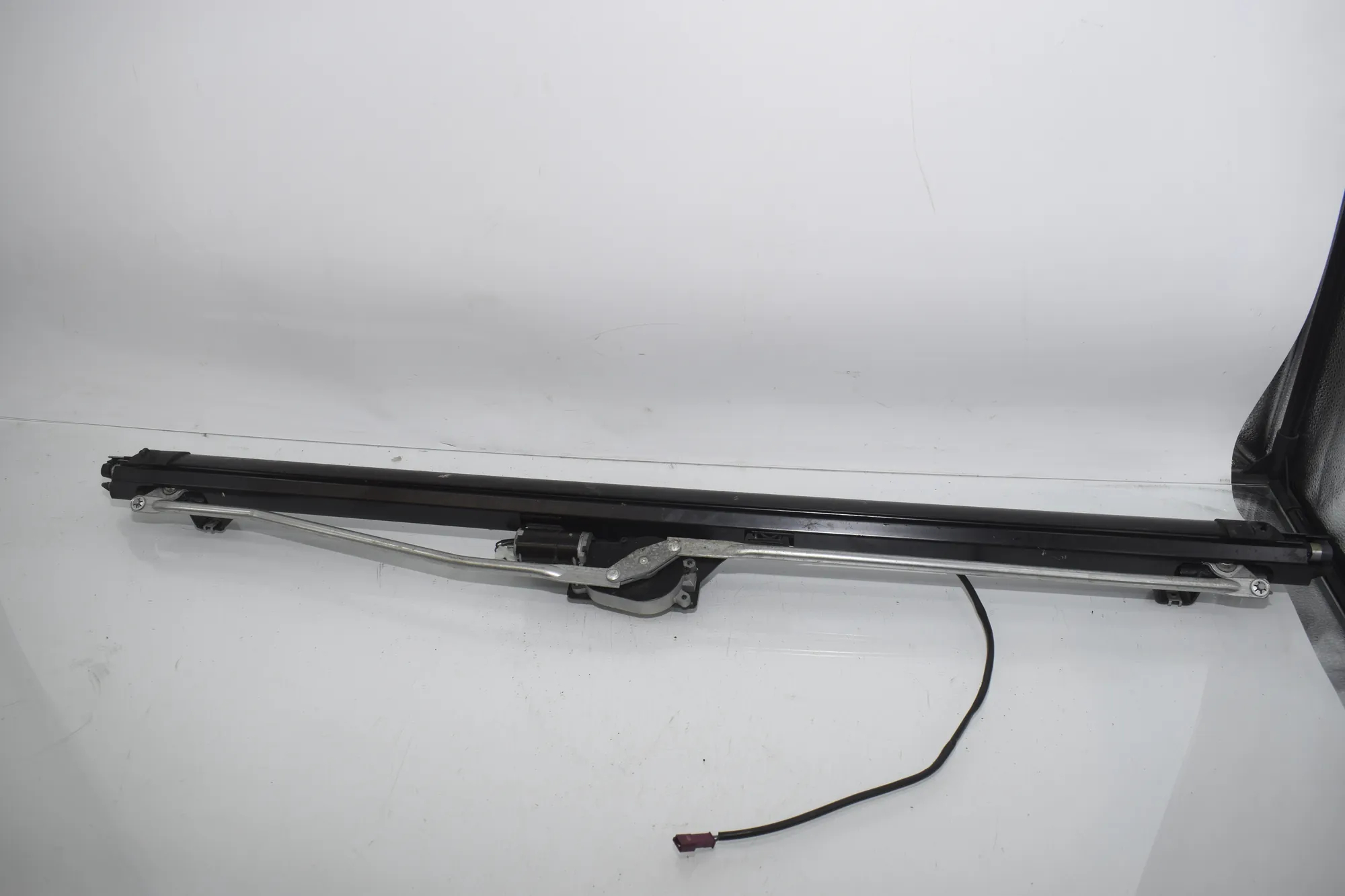 Boot Sliding Parcel Shelf – OEM 9178931 · BMW 5 (F10) BMW 5 (F10) 520 d 2014 – 4