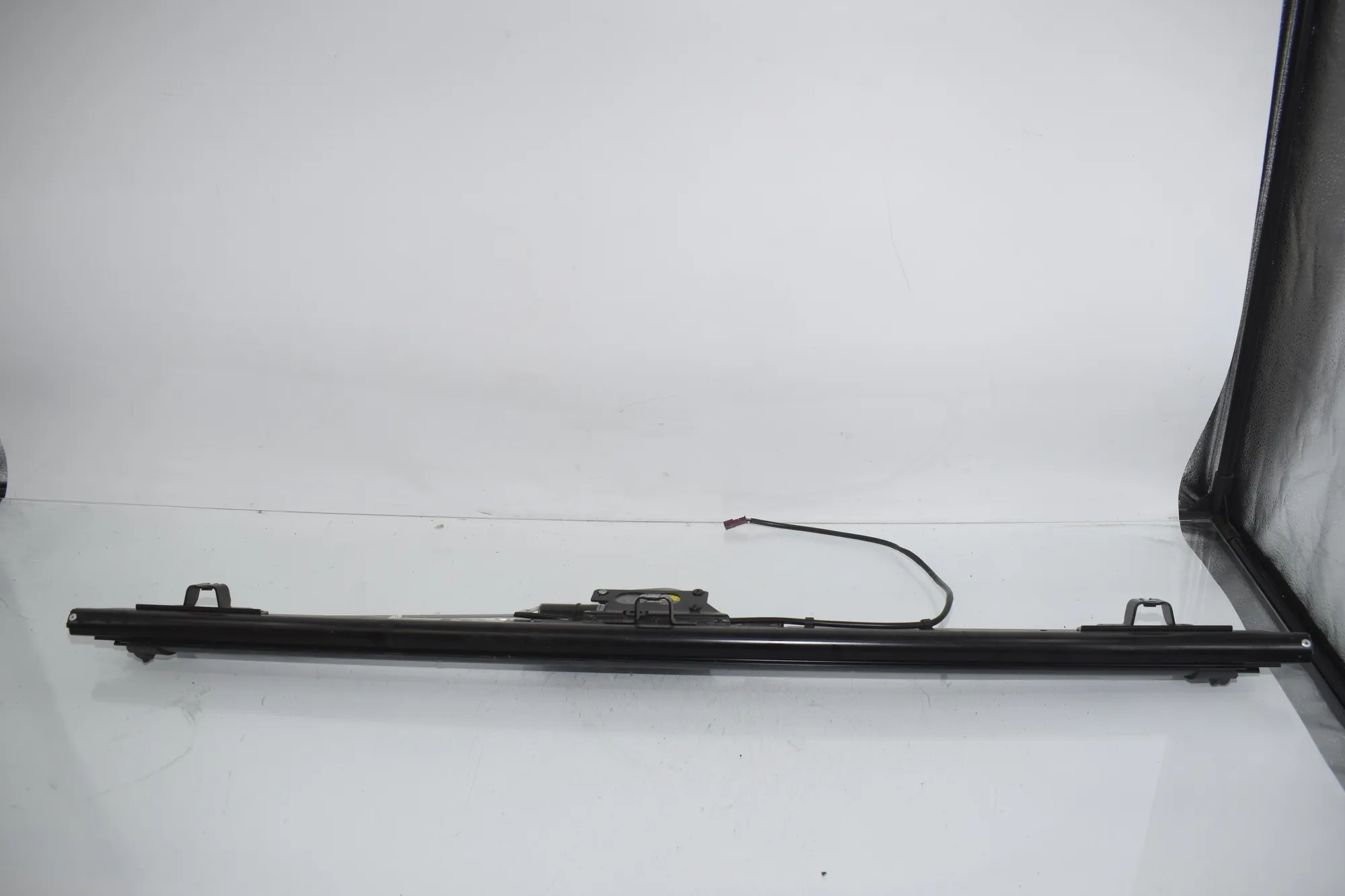 Boot Sliding Parcel Shelf – OEM 9178931 · BMW 5 (F10) BMW 5 (F10) 520 d 2014