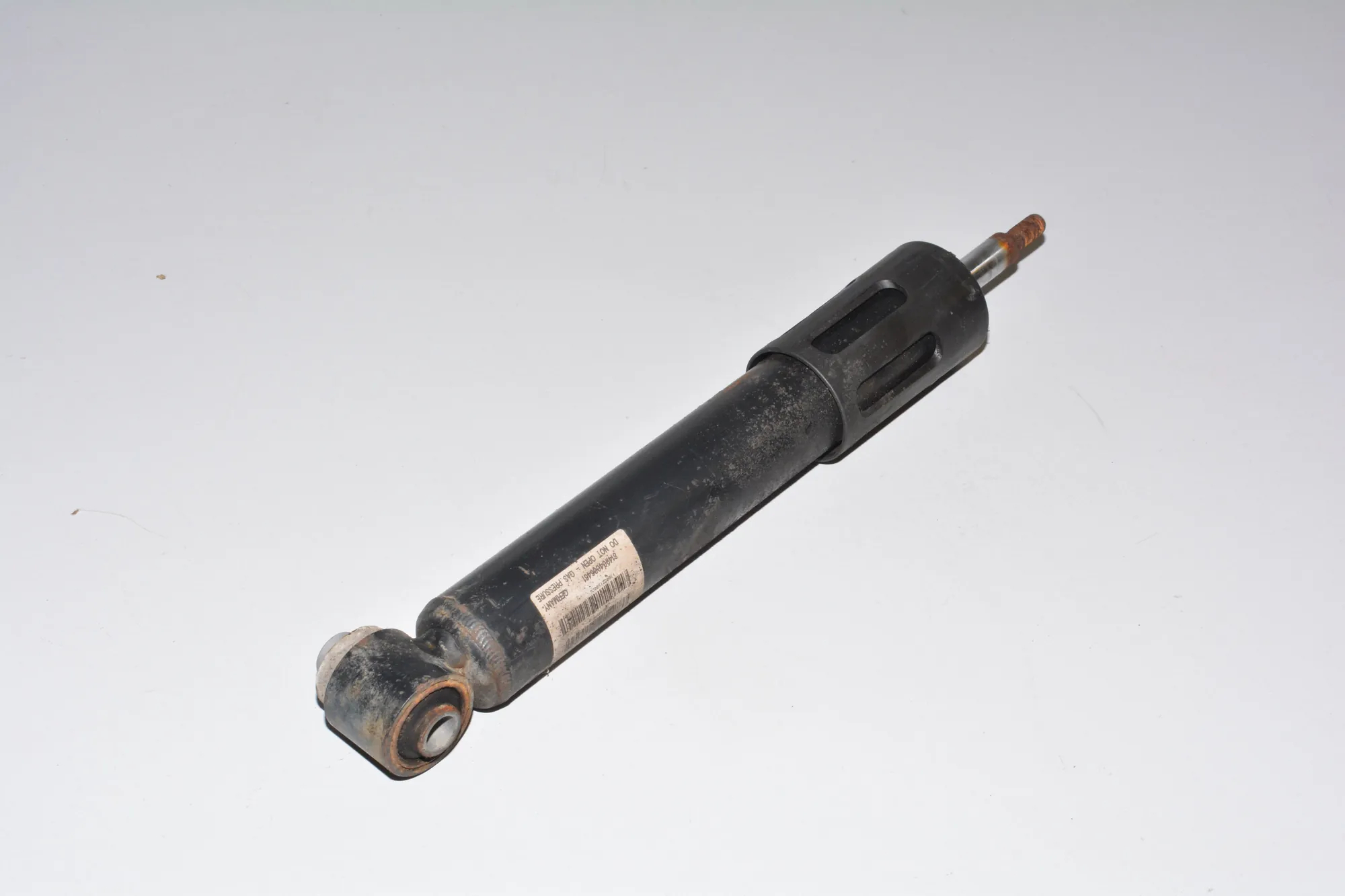 Rear Left Shock Absorber – OEM 6797771 · BMW 5 Touring (F11) 528 i xDrive 2013 – 4