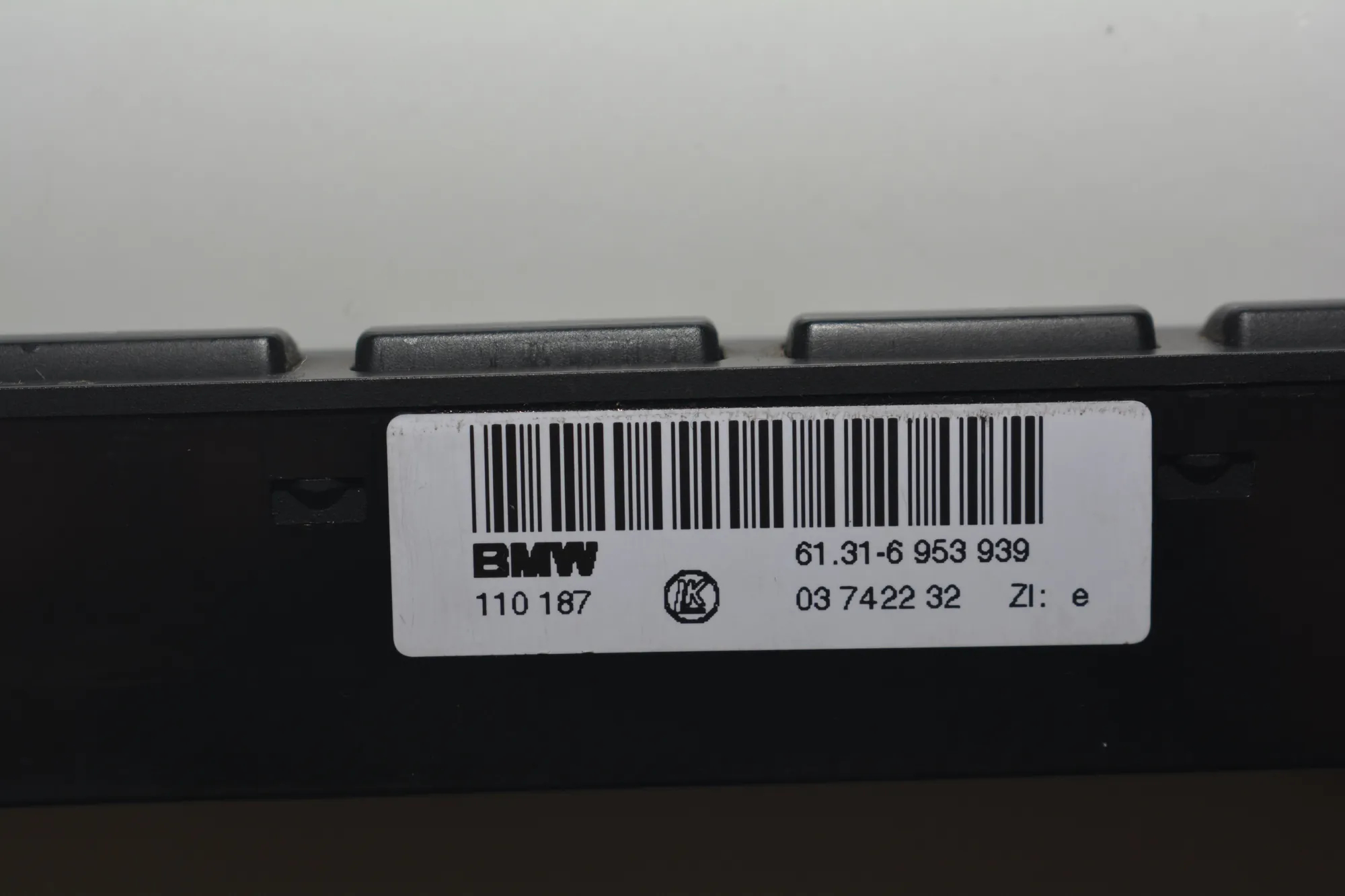 Button Switch Panel – OEM 6953939 · BMW X5 (E53) 3.0 d 2005 – 4