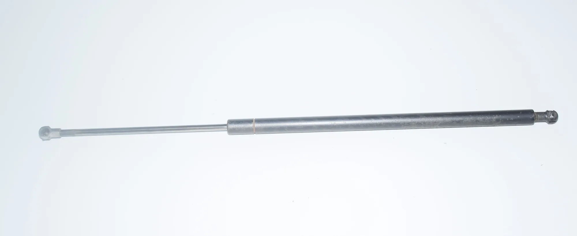 Left Side Tailgate Gas Strut – OEM 3400379 · BMW X3 (E83) xDrive 20 d 2008