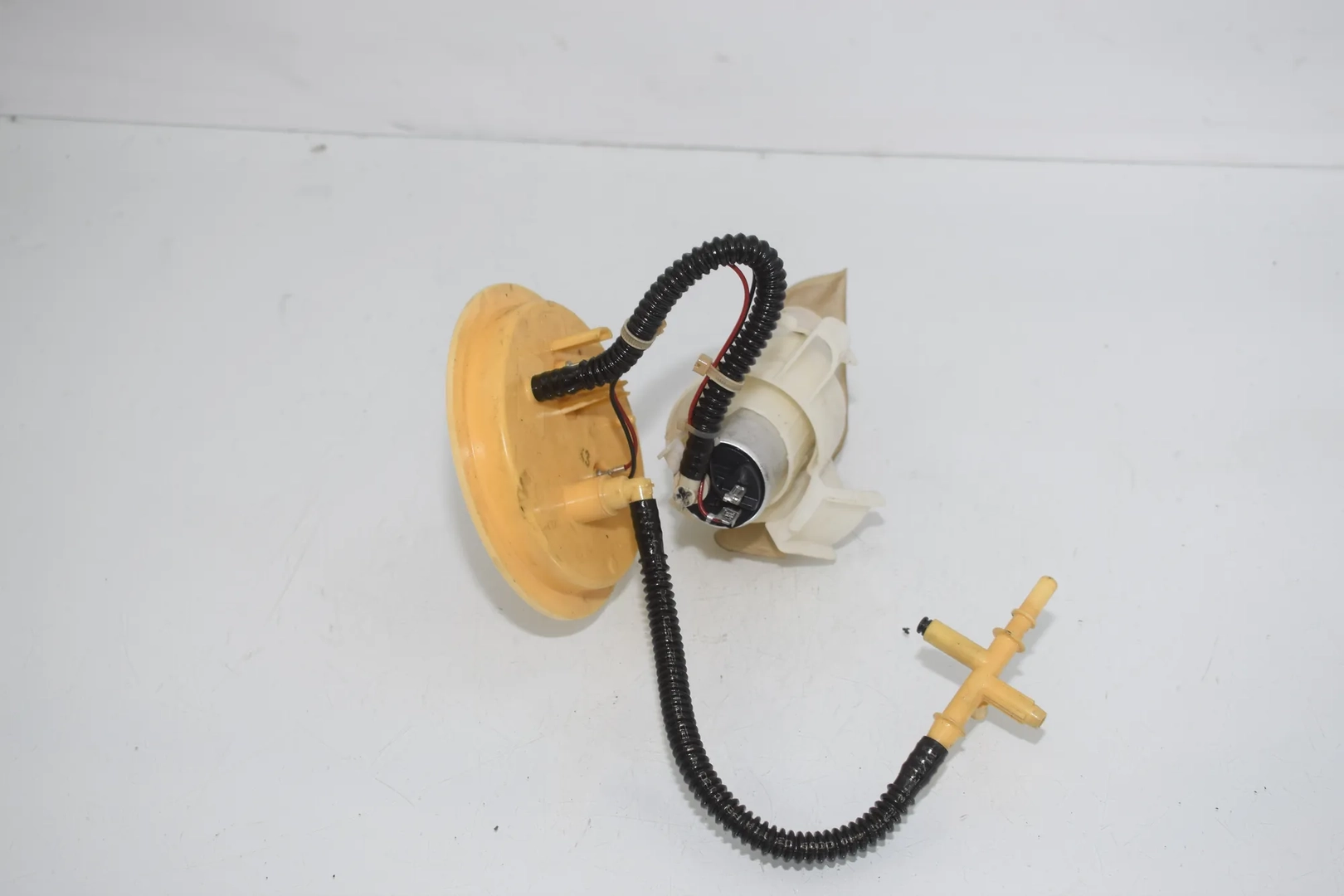 Fuel Tank Pump – OEM 7260648 · BMW 5 Touring (F11) 530 d xDrive 2011 – 2