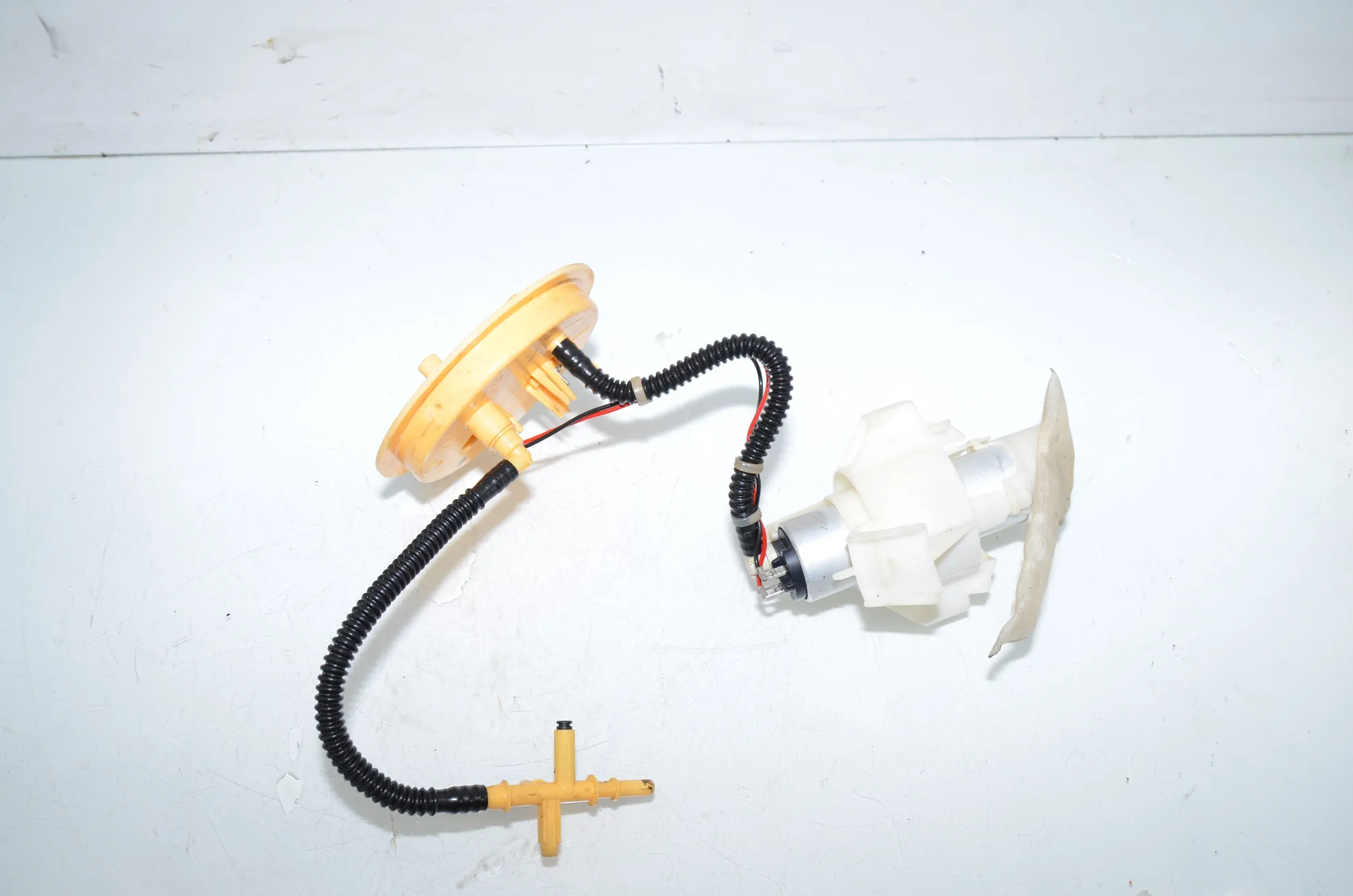 Fuel Tank Pump – OEM 7260648 · BMW 5 Touring (F11) 530 d 2012 – 2