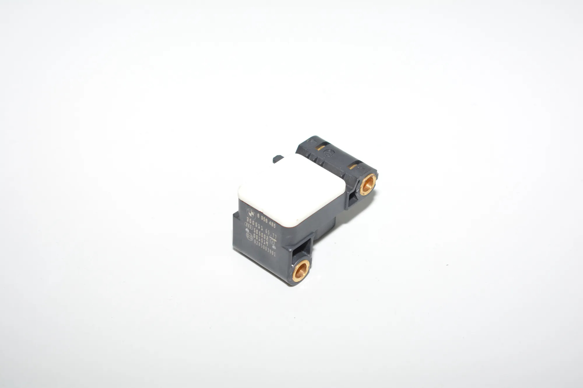 Front Left Impact Sensor – OEM 6956485 · BMW 3 Coupe (E92) 325 d 2011 – 4