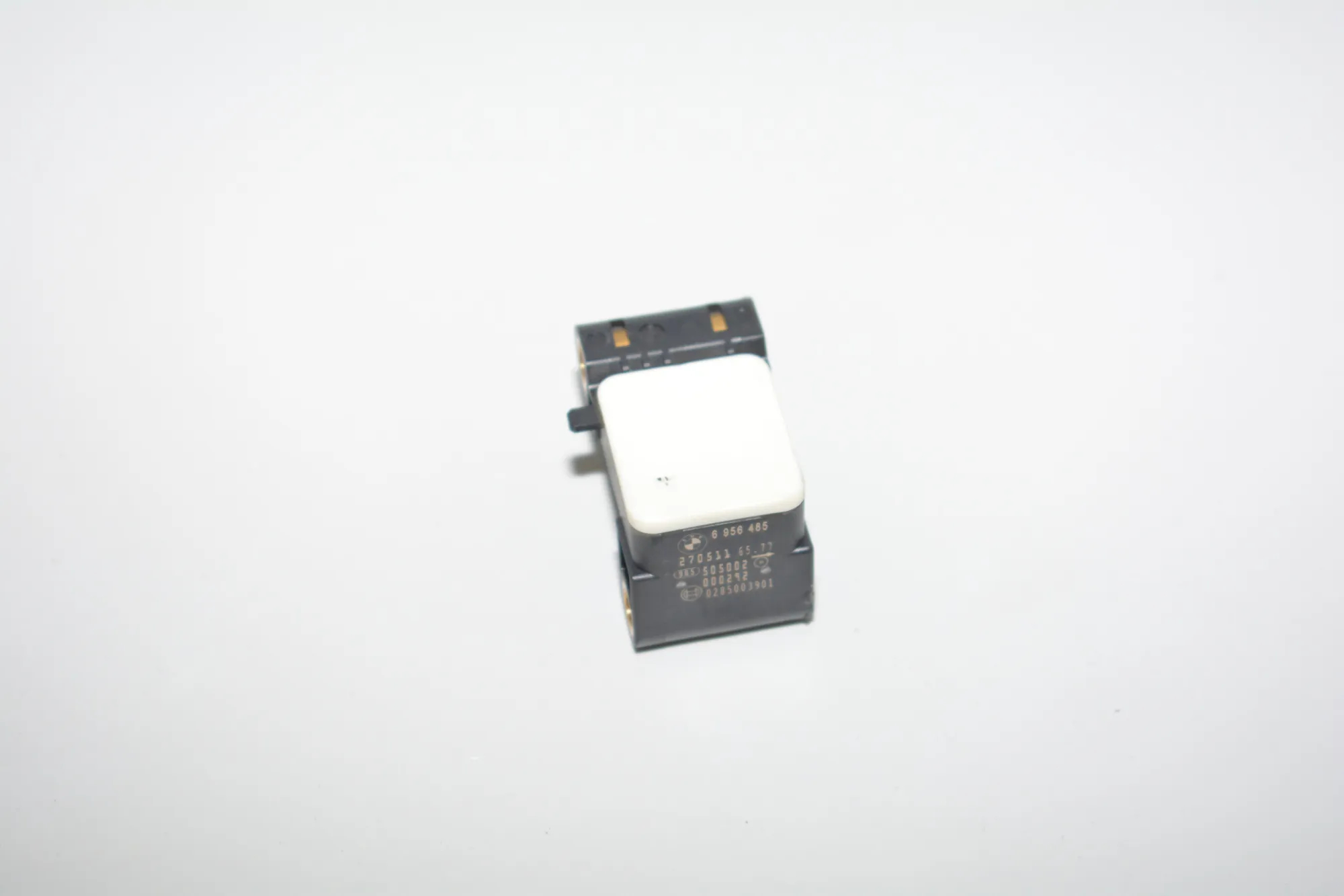 Front Right Impact Sensor – OEM 6956485 · BMW 3 Coupe (E92) 325 d 2011 – 4