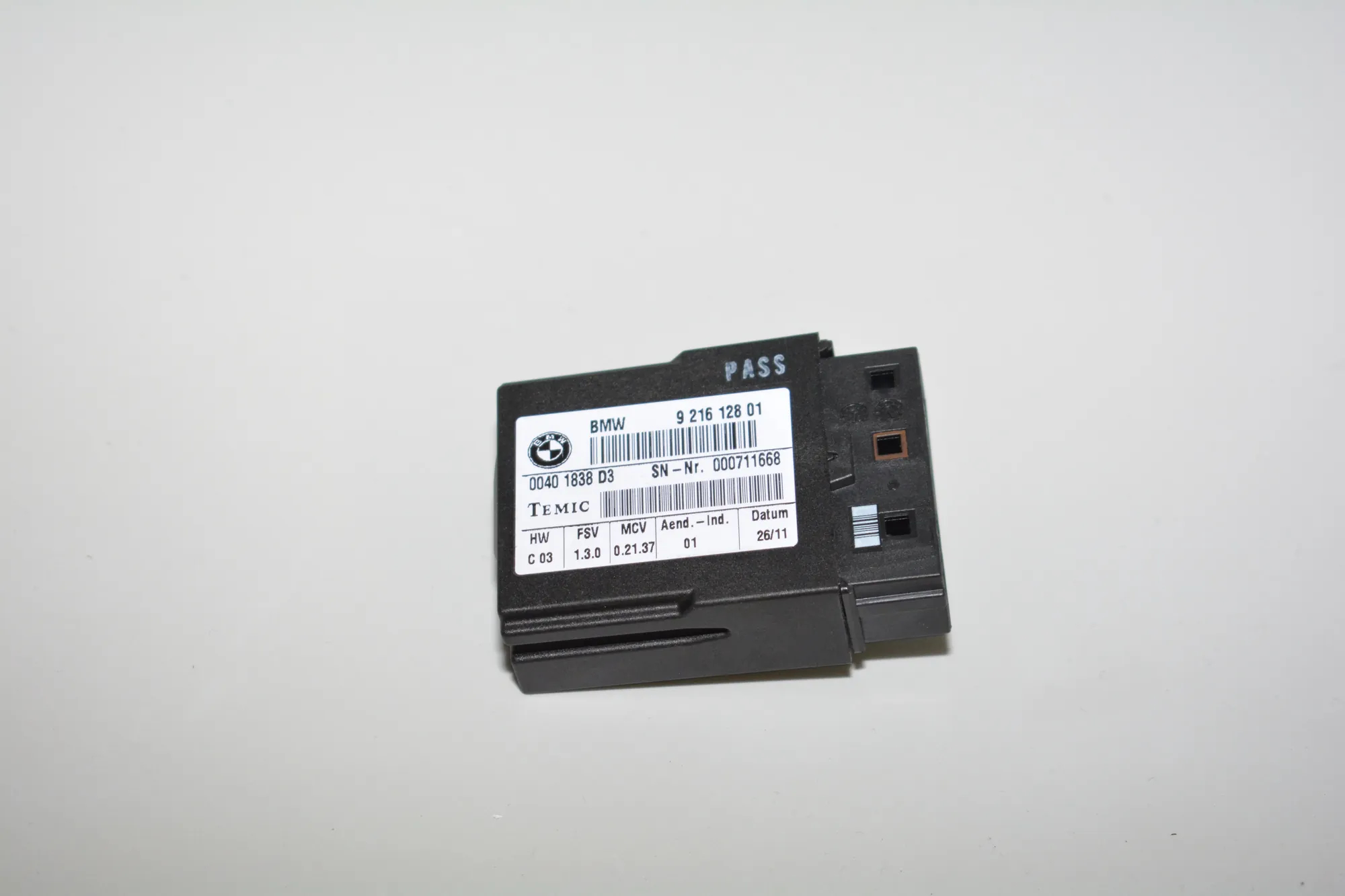 Other Control Units – OEM 9216128 · BMW 3 Coupe (E92) 325 d 2011