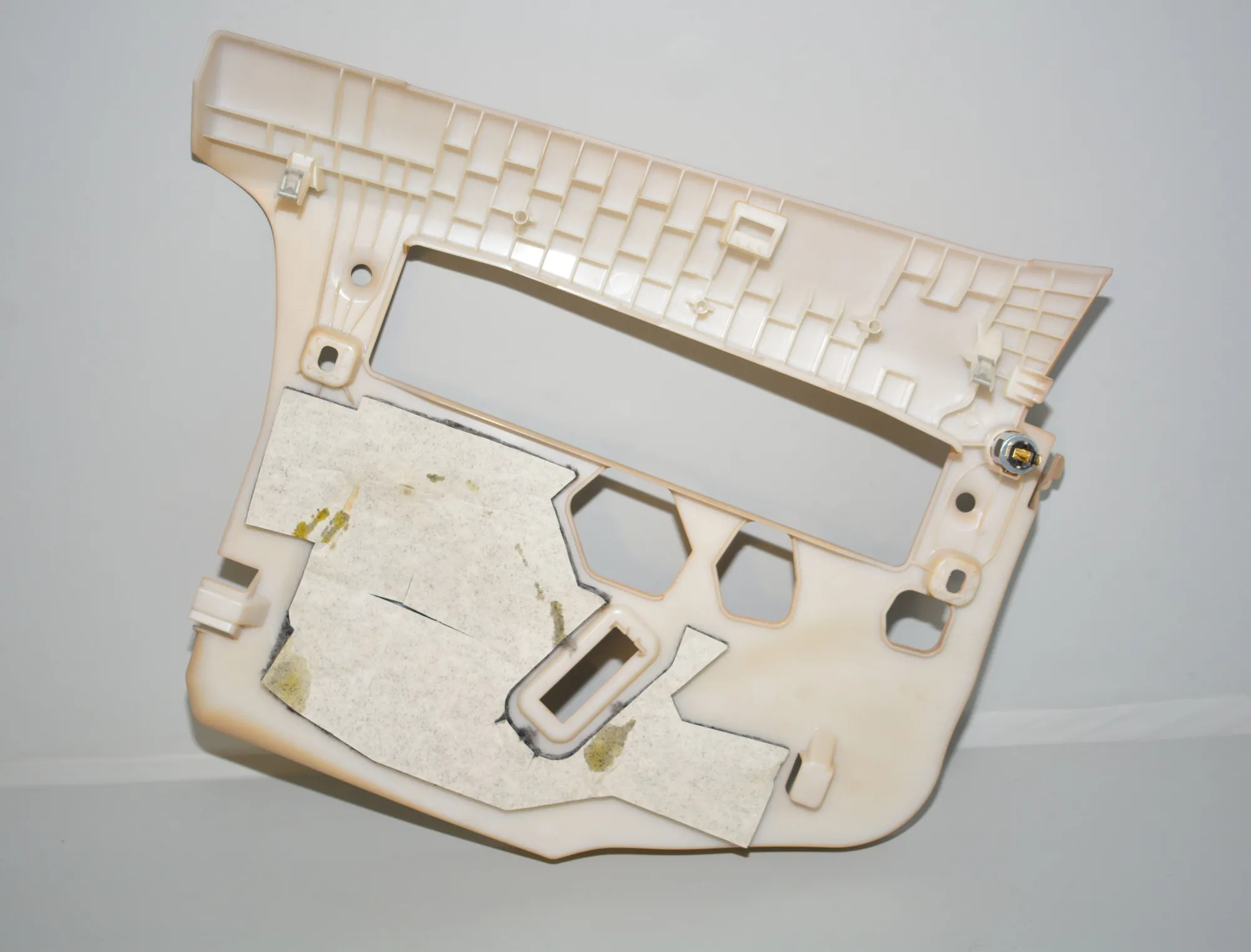 Dashboard Lower Trim – OEM 9218558 · BMW 3 (F30, F80) 328 i 2012 – 3