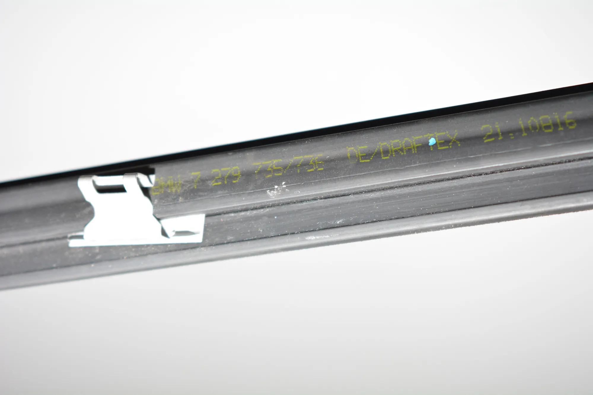 Front Right Door Rubber Seal – OEM 7279736 · BMW 4 Coupe (F32, F82) 428 i xDrive 2015 – 5
