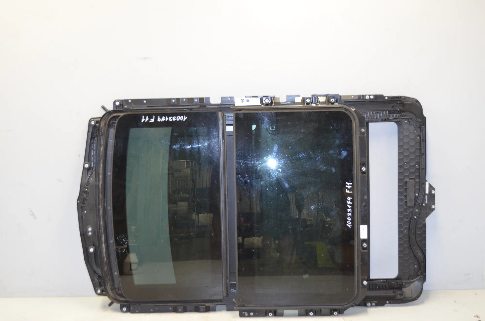 Sunroof – OEM 8038192 · BMW 5 Touring (F11) 530 d xDrive 2012