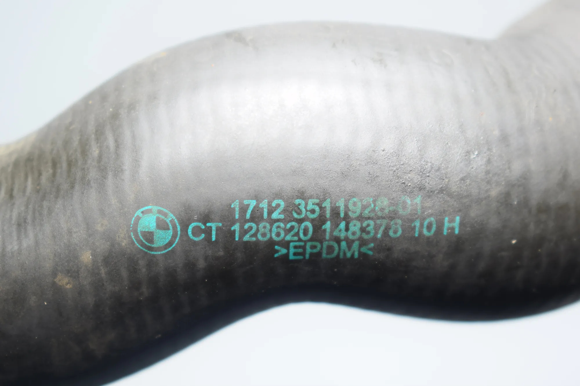 Coolant Hose Pipe – OEM 3511928 · BMW 5 Touring (F11) 530 d 2013 – 4