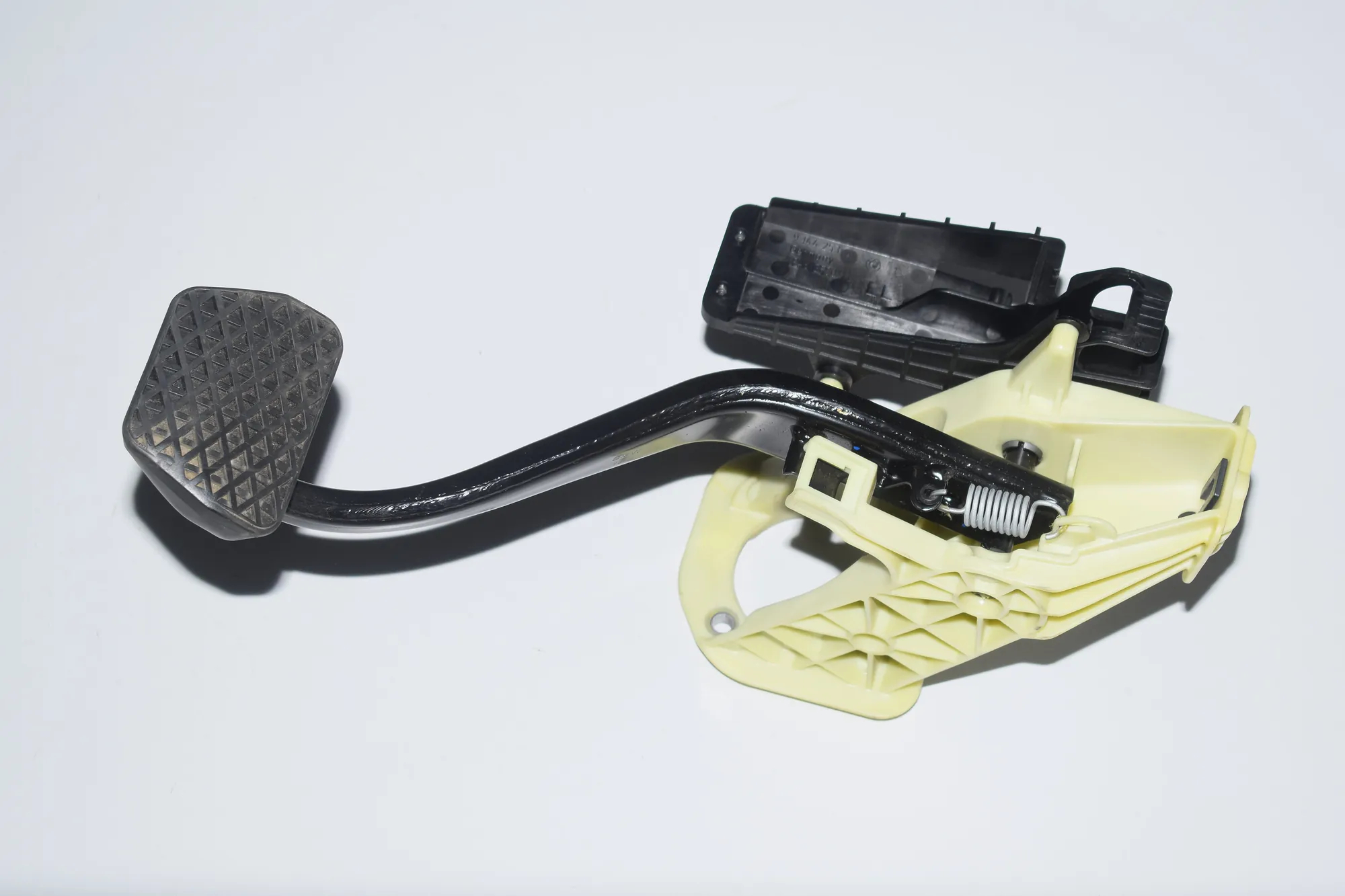 Brake Pedal – OEM 1160421 · BMW 5 Touring (F11) 530 d 2013 – 4