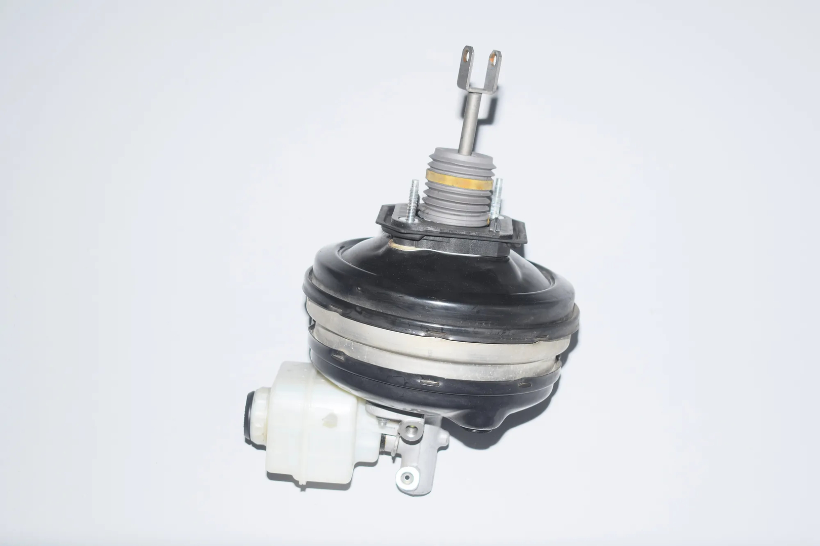 Brake Servo Booster – OEM 6796726 · BMW 5 Touring (F11) 530 d 2013 – 2