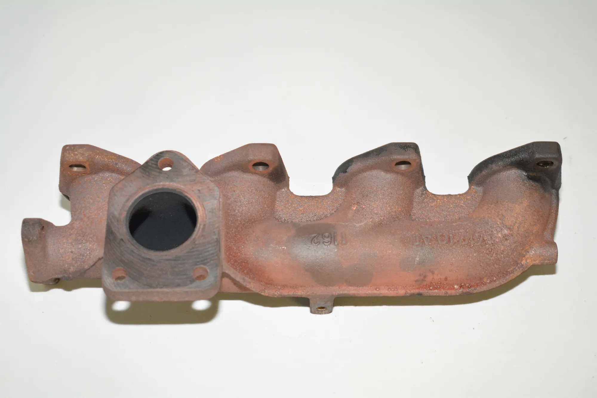 Exhaust Manifold – OEM 7797389 · BMW 1 (E81) 118 d 2008 – 3
