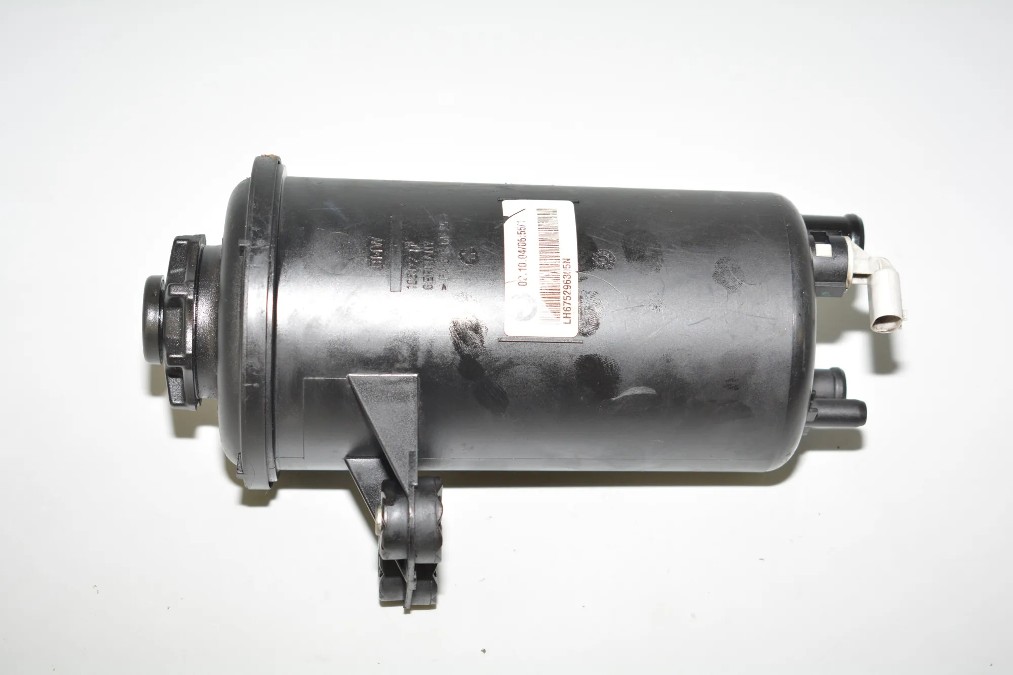 Power Steering Pump Tank – OEM 6752963 · BMW 5 (E60) BMW 5 (E60) 520 d 2006 – 2