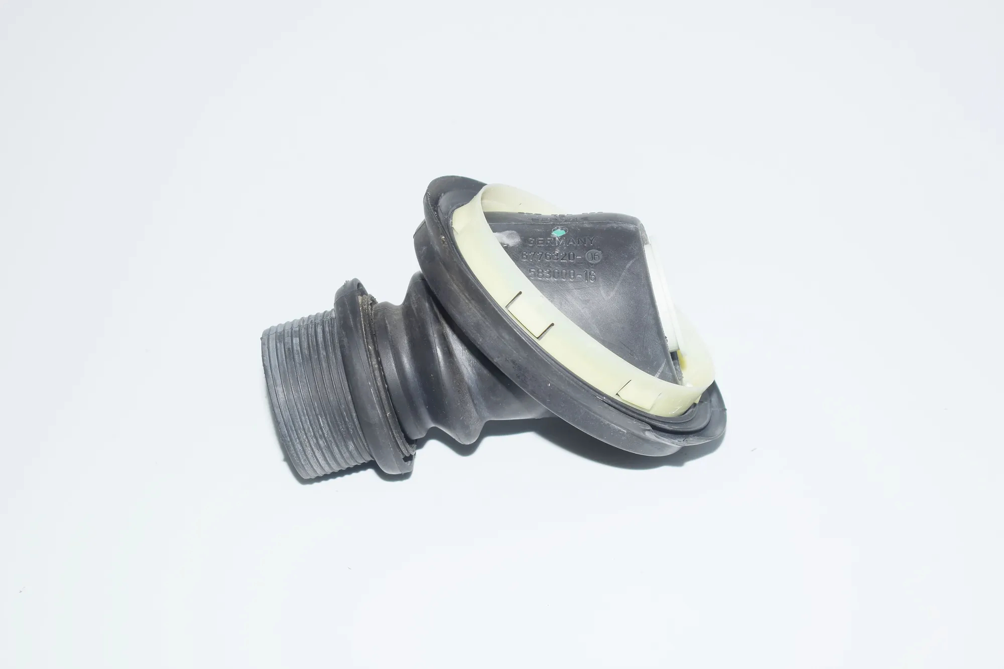 Other Body Parts – OEM 6776320 · BMW 5 Touring (F11) 530 d 2013 – 2