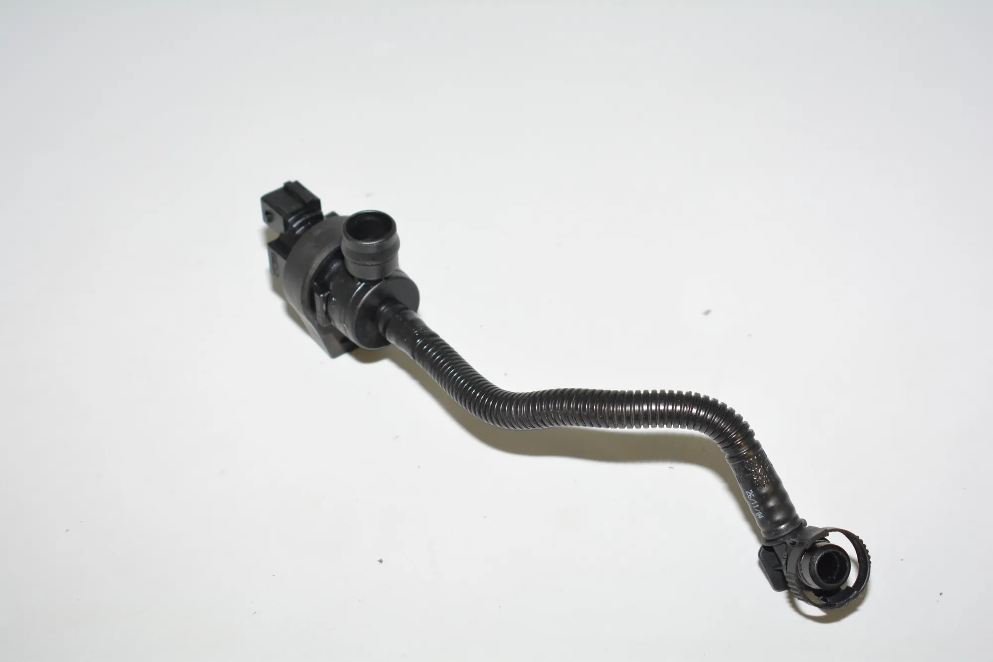 Other Engine Compartment Parts – OEM 7512581 · BMW 5 (E60) 545 i 2003 – 4