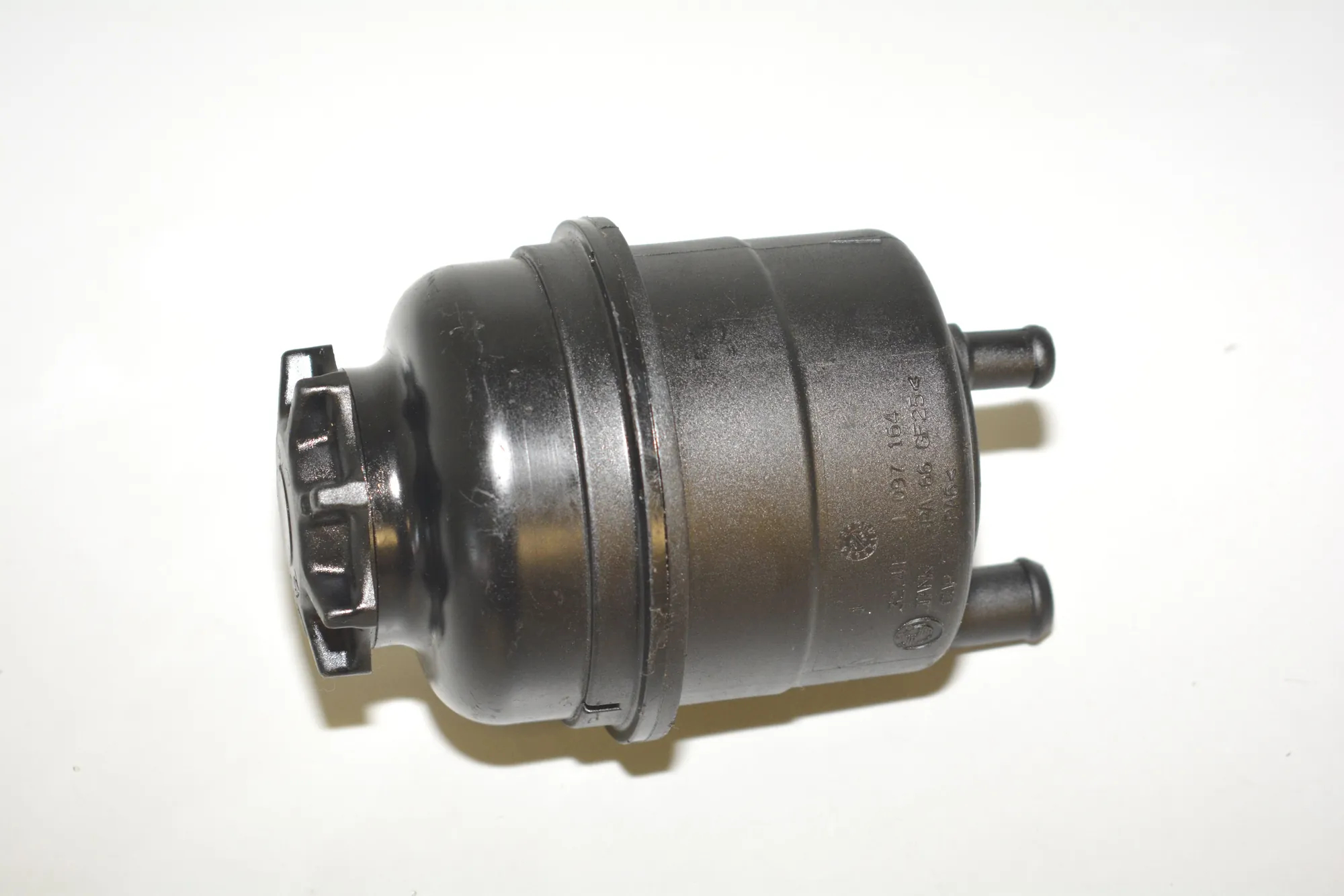 Power Steering Pump Tank – OEM 1097164 · BMW 7 (E65, E66, E67) 750 i, Li 2005