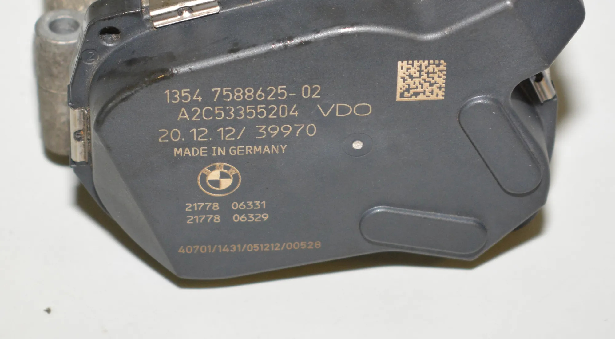 Throttle Body – OEM 7588625 · BMW 3 (F30, F80) 328 i xDrive 2013 – 6