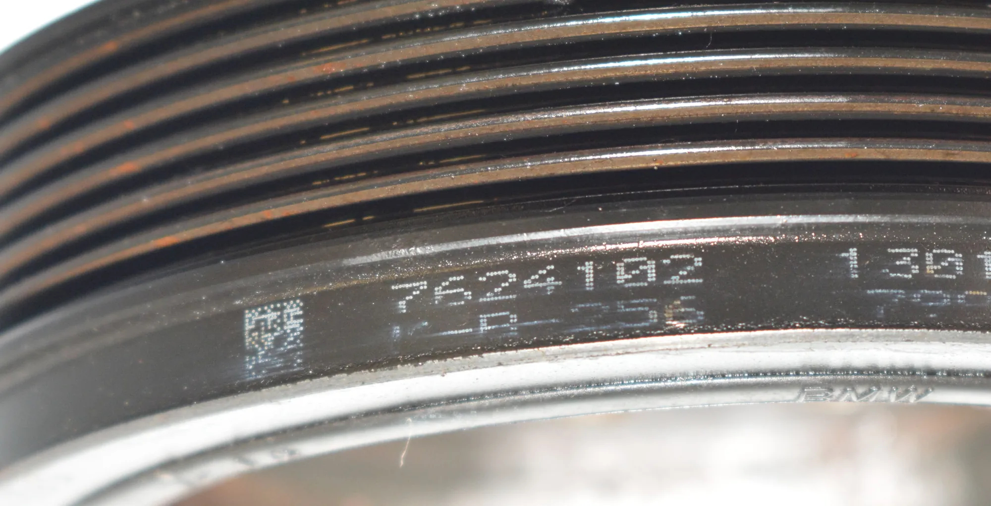 Crankshaft Pulley – OEM 7624102 · BMW 3 (F30, F80) 328 i xDrive 2013 – 5