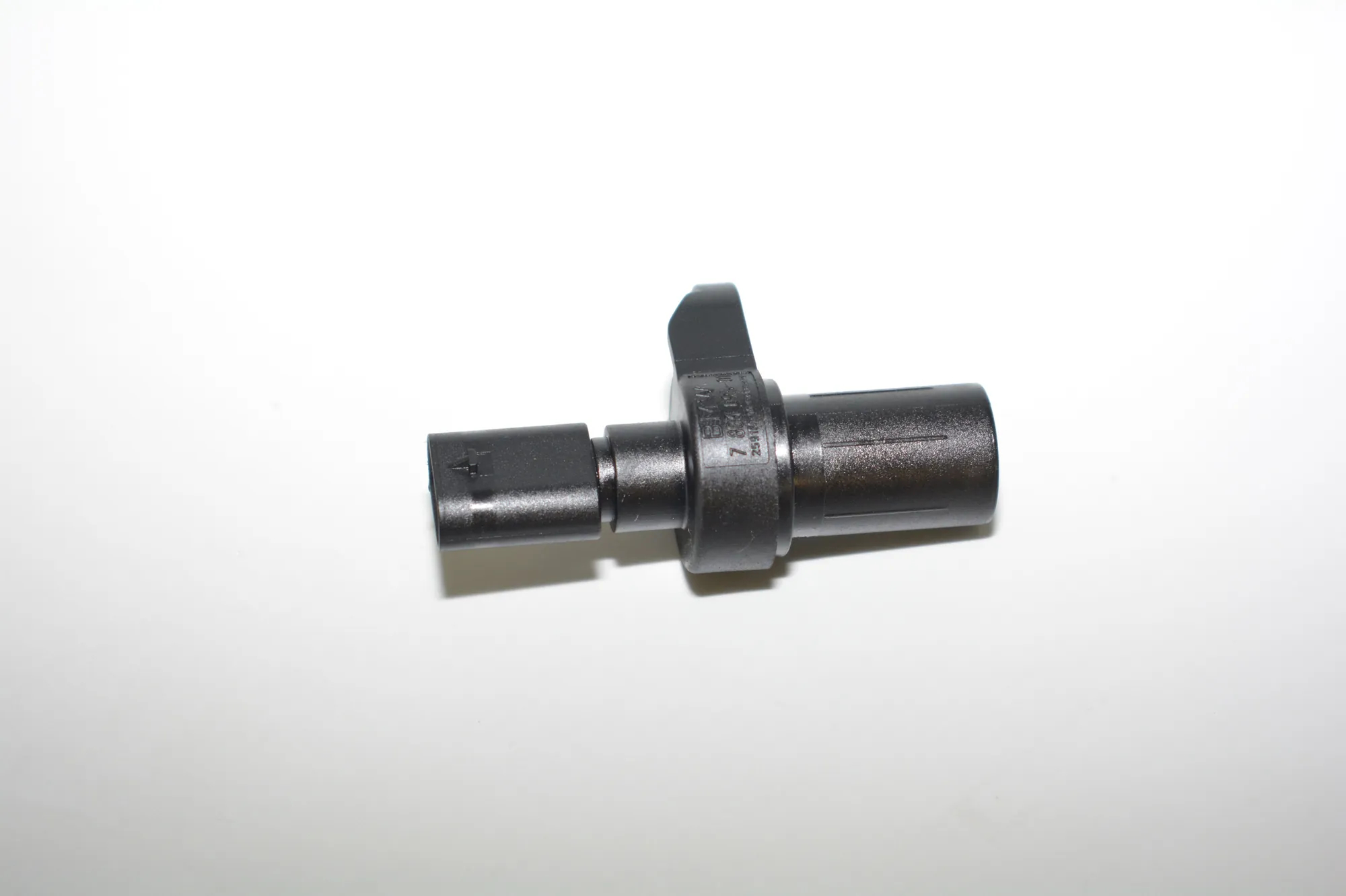 Camshaft Position Sensor – OEM 7803093 · BMW 3 (E90) 330 d 2009 – 3