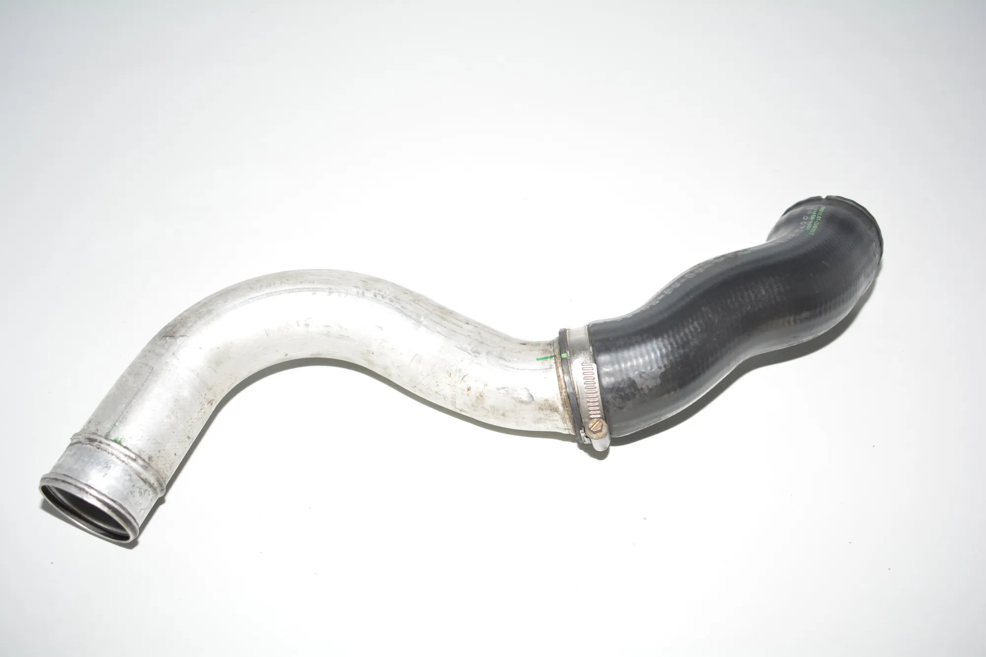 Right Side Intercooler Hose – OEM 2249669 · BMW 5 (E39) 525 d 2000