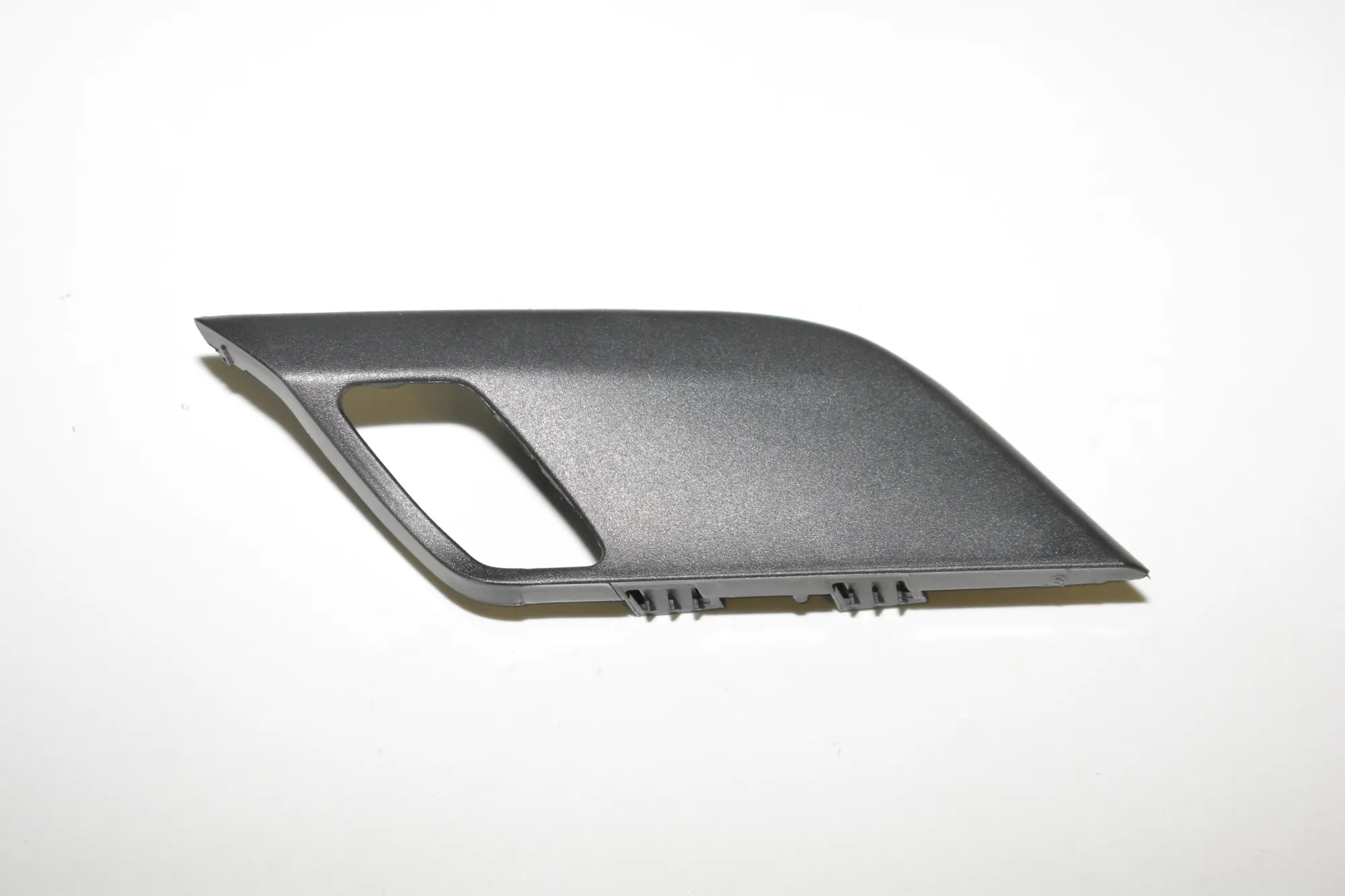 Front Right Door Panel Trim – OEM 7292078 · BMW X6 (F16, F86) BMW X6 (F16, F86) xDrive 28 i 2015