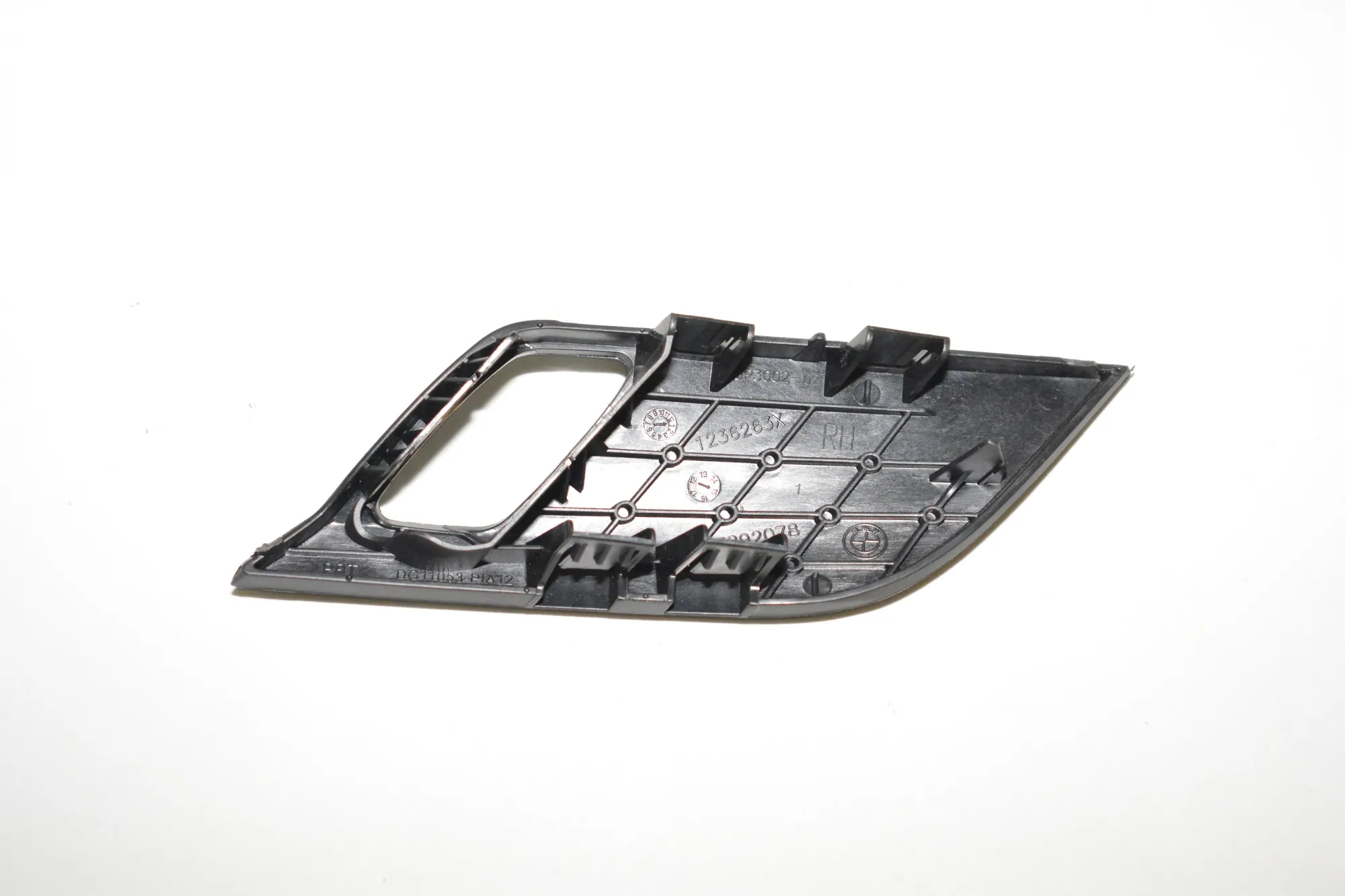 Front Right Door Panel Trim – OEM 7292078 · BMW X6 (F16, F86) BMW X6 (F16, F86) xDrive 28 i 2015 – 5