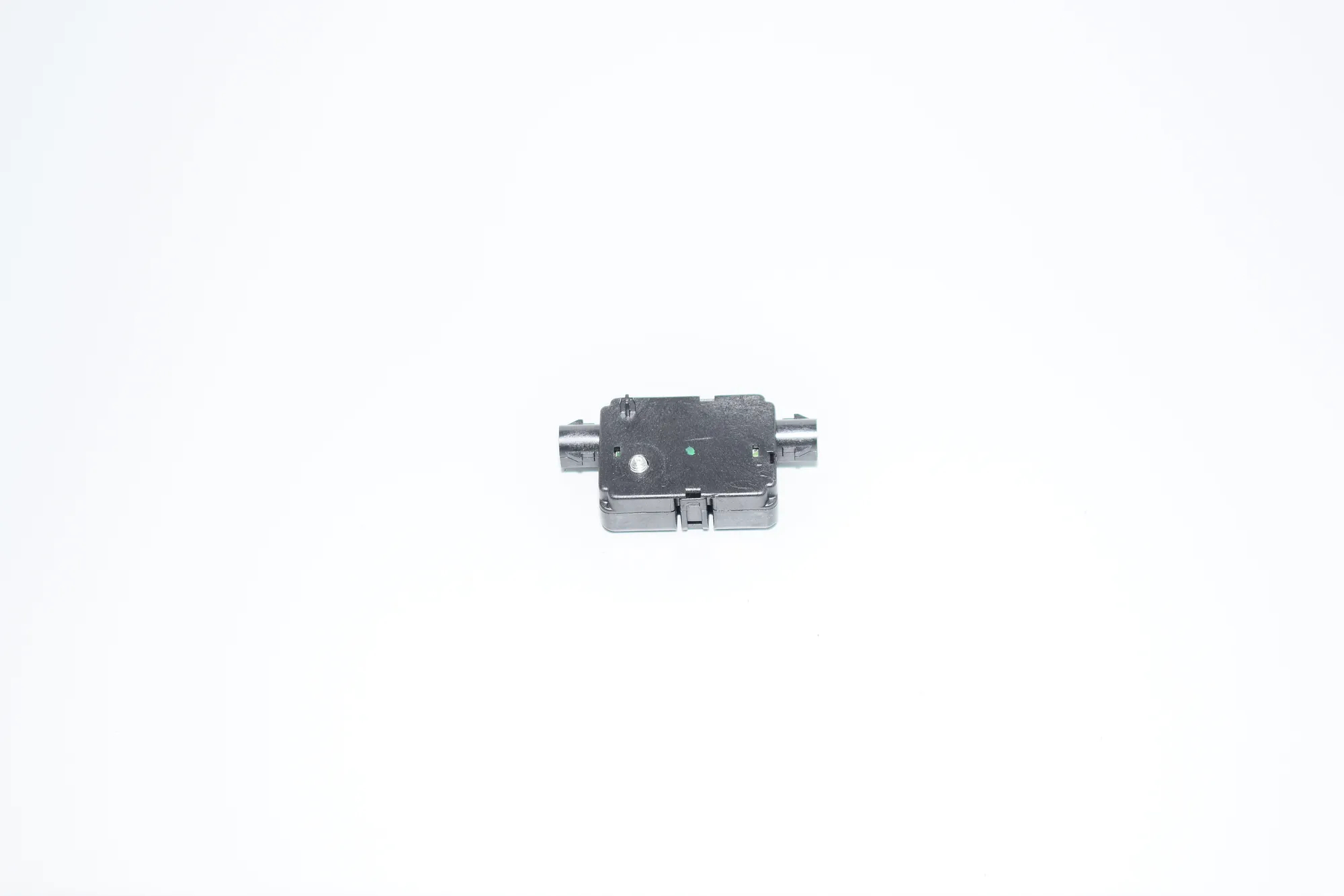 Antenna – OEM 9185474 · BMW 5 Touring (F11) 530 d 2013 – 3