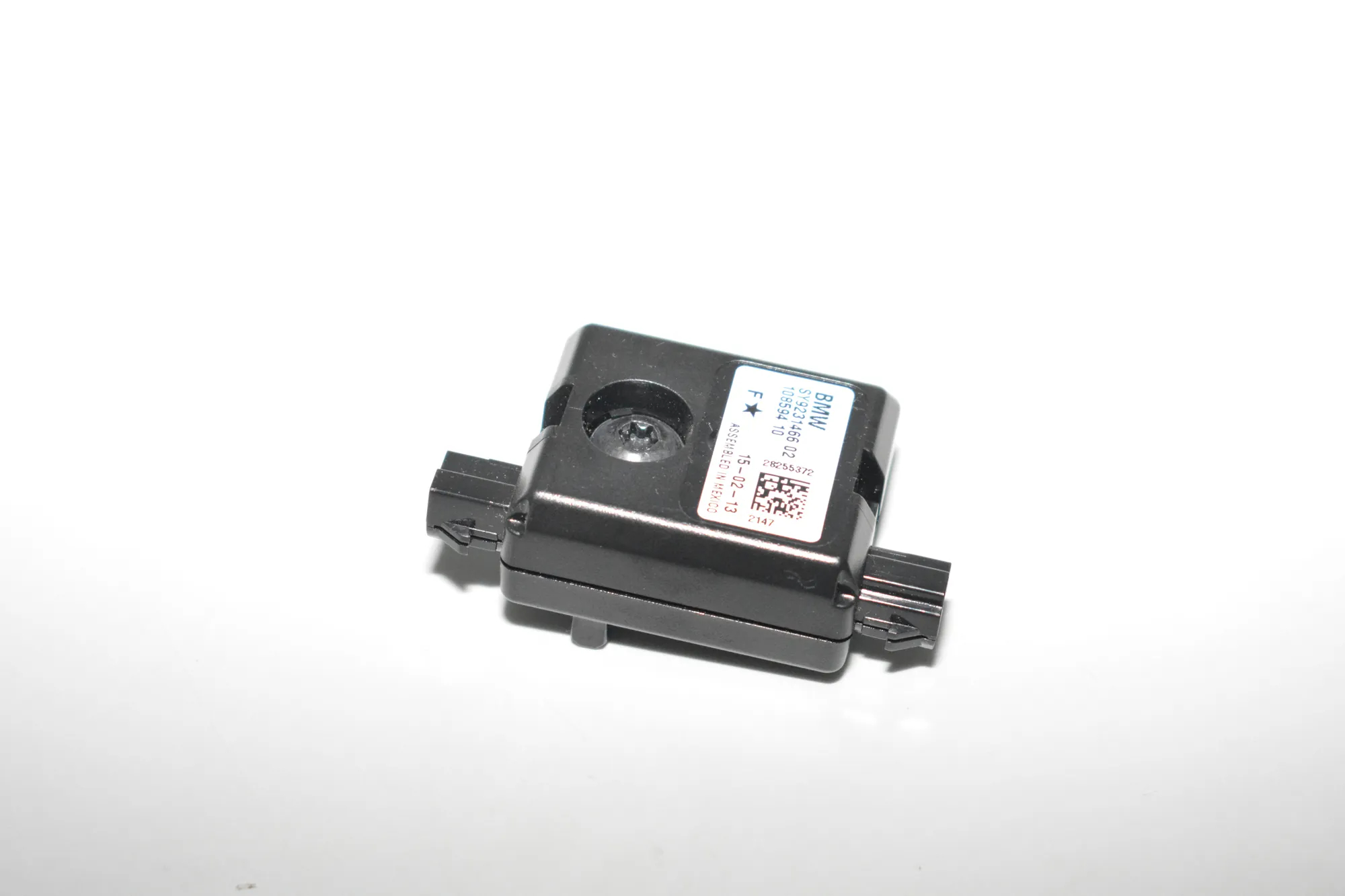 Antenna – OEM 9231466 · BMW 3 (F30, F80) 328 i xDrive 2013