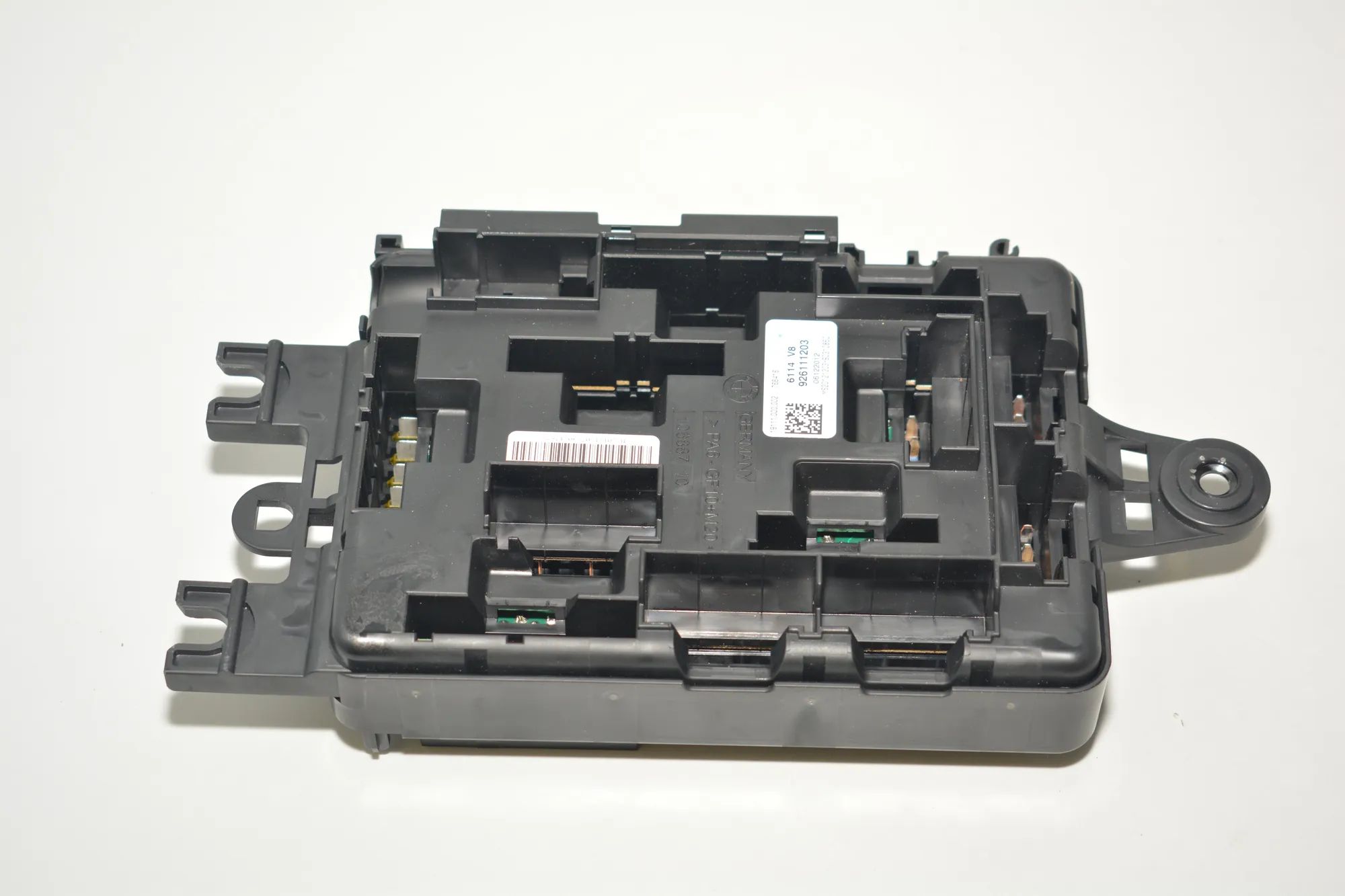Fuse Box – OEM 9261112 · BMW 3 (F30, F80) 328 i xDrive 2013 – 4