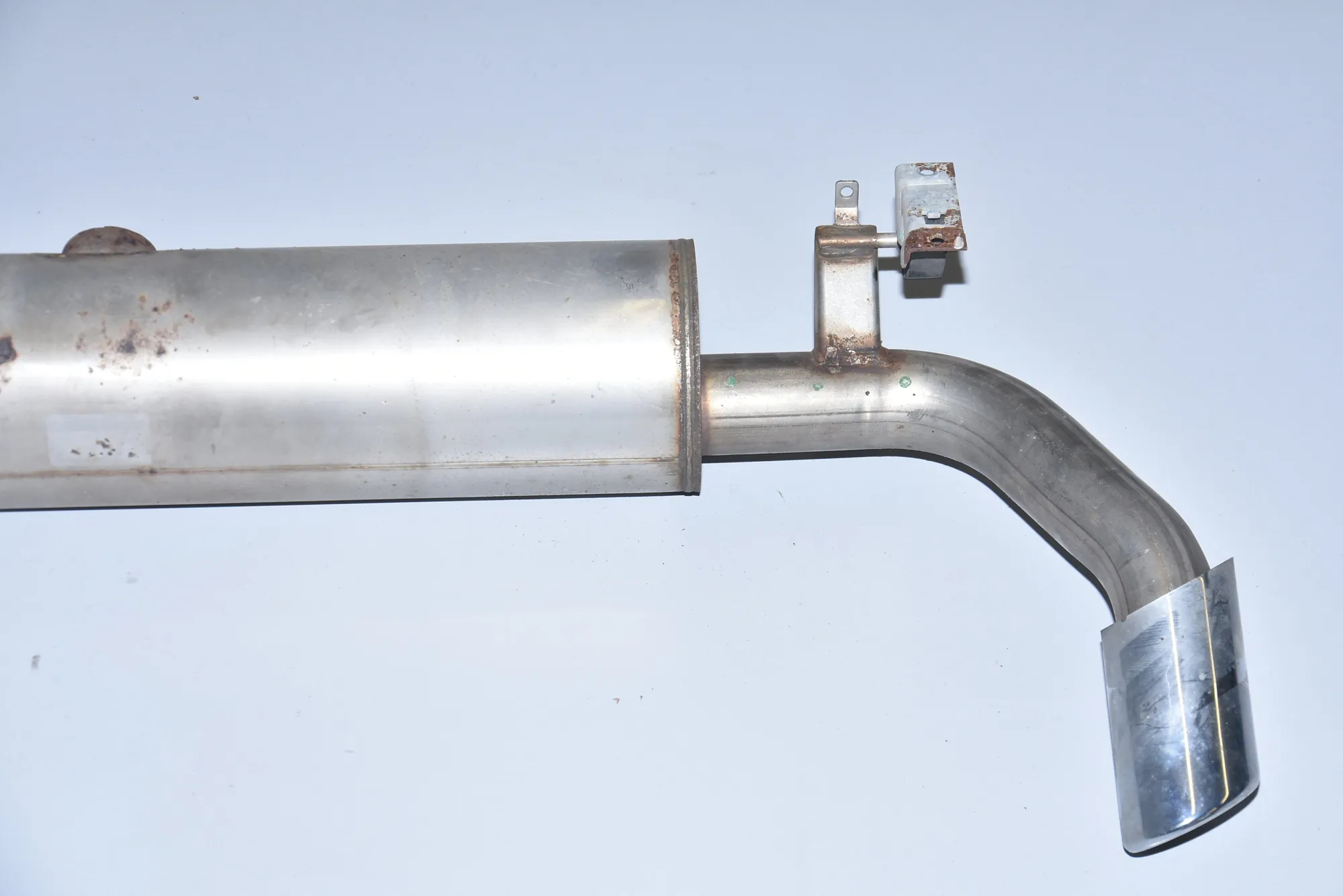 Rear Exhaust Muffler – OEM 8509745 · BMW X6 (F16, F86) BMW X6 (F16, F86) xDrive 30 d 2015 – 3